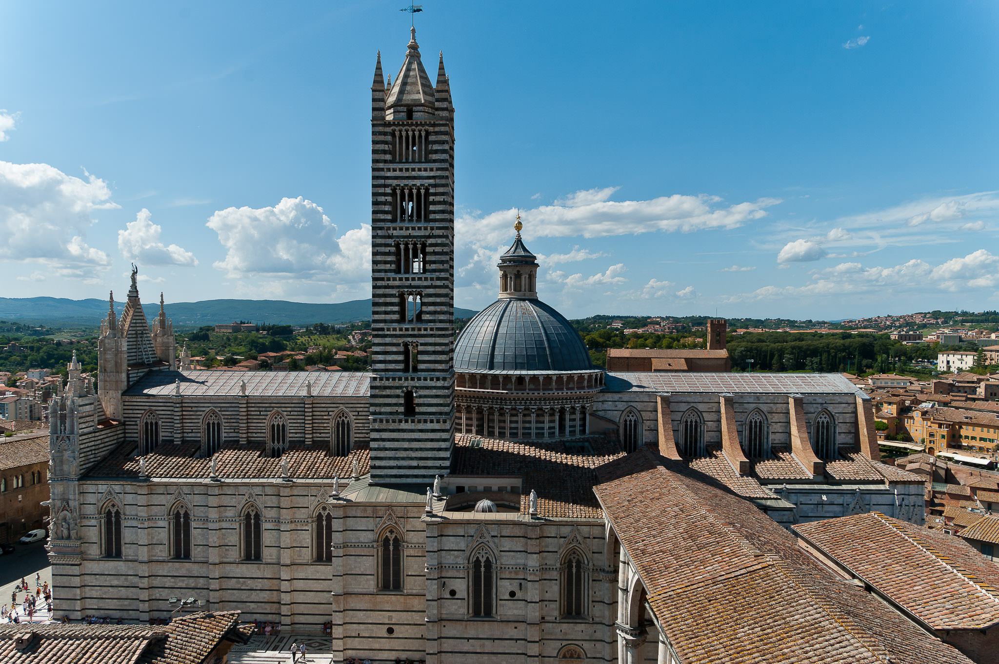 Siena Cathedral, Photo spots, Architectural beauty, Italy, 2050x1370 HD Desktop