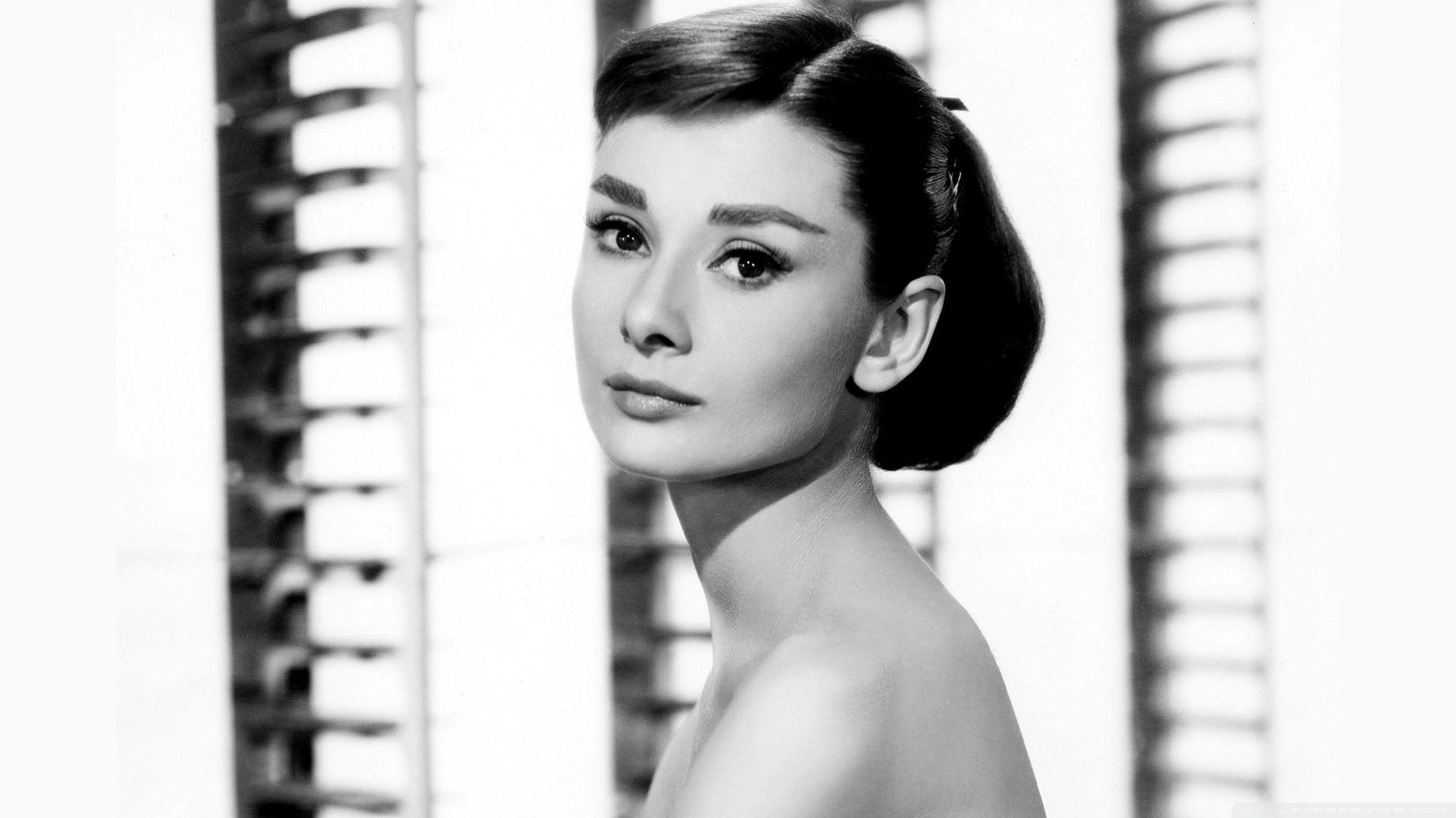 Audrey Hepburn, Computer wallpapers, Classic beauty, Hollywood legend, 2560x1440 HD Desktop