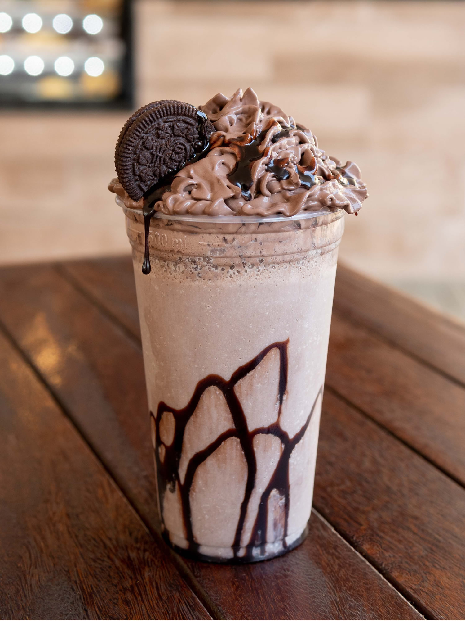 Milkshake: Smoothie, Oreo, Nutella, Flavoring. 1500x2000 HD Background.