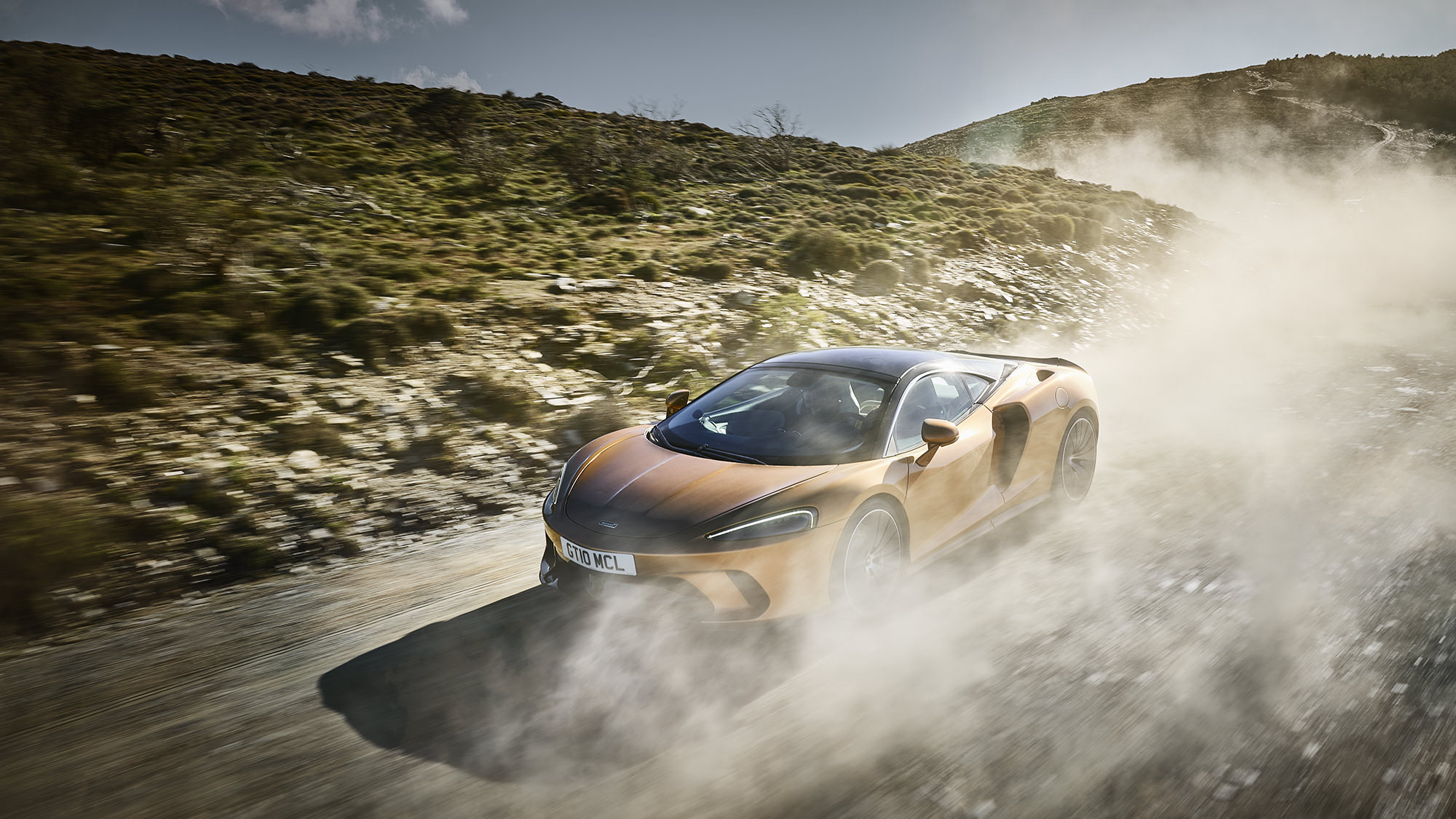 McLaren GT, High-resolution photo, Luxury sports car, 2000x1130 HD Desktop