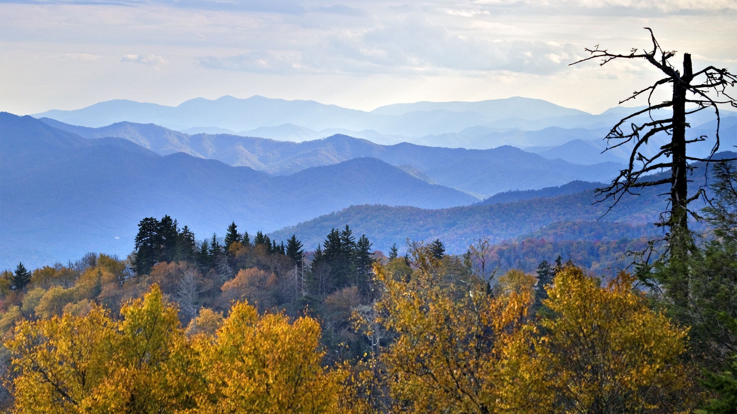 Smoky Mountain, Autumn, Desktop wallpapers, Seasonal beauty, 2470x1390 HD Desktop