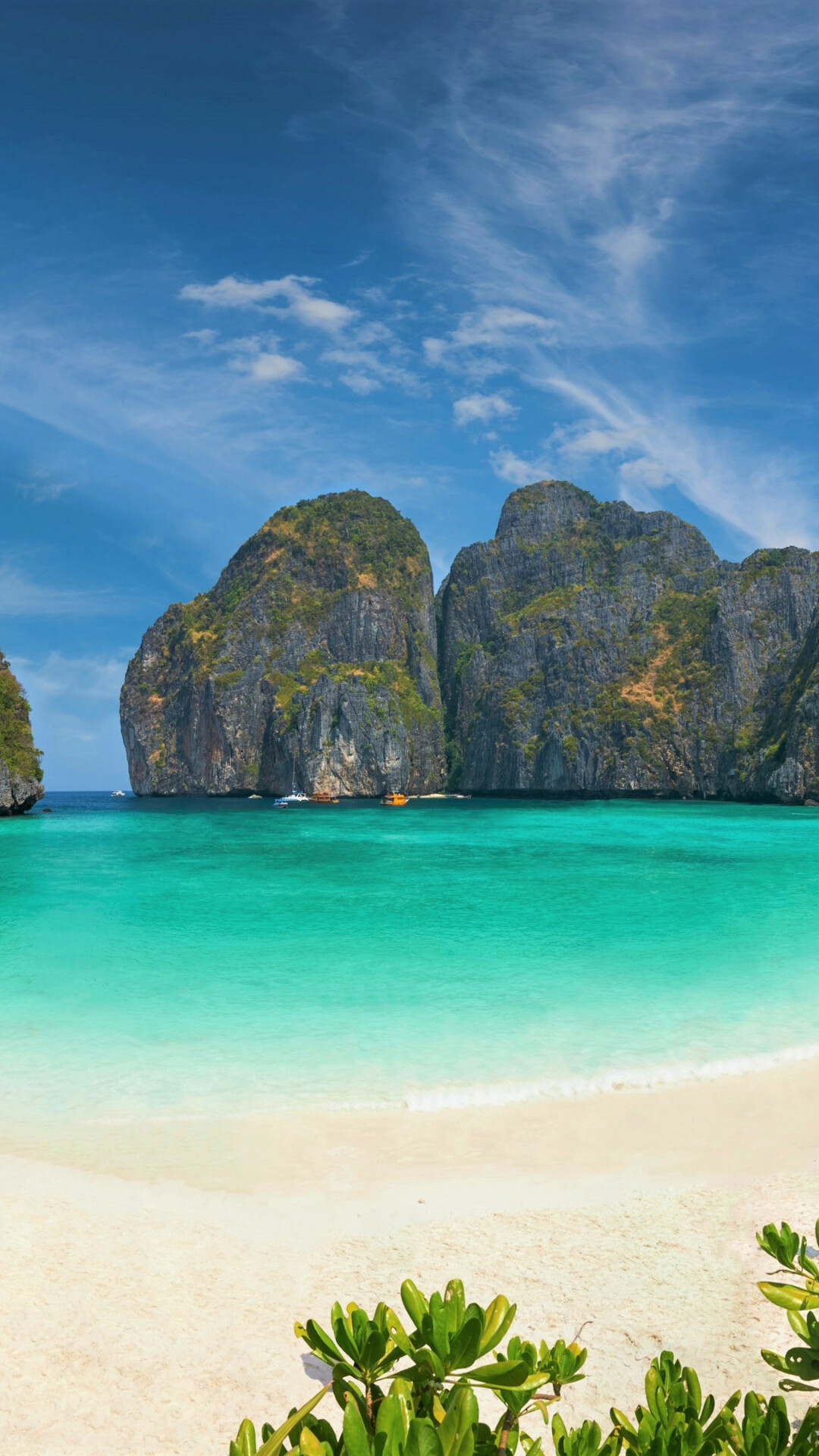 Thailand: The country is a major producer of tungsten and tin. 1080x1920 Full HD Background.