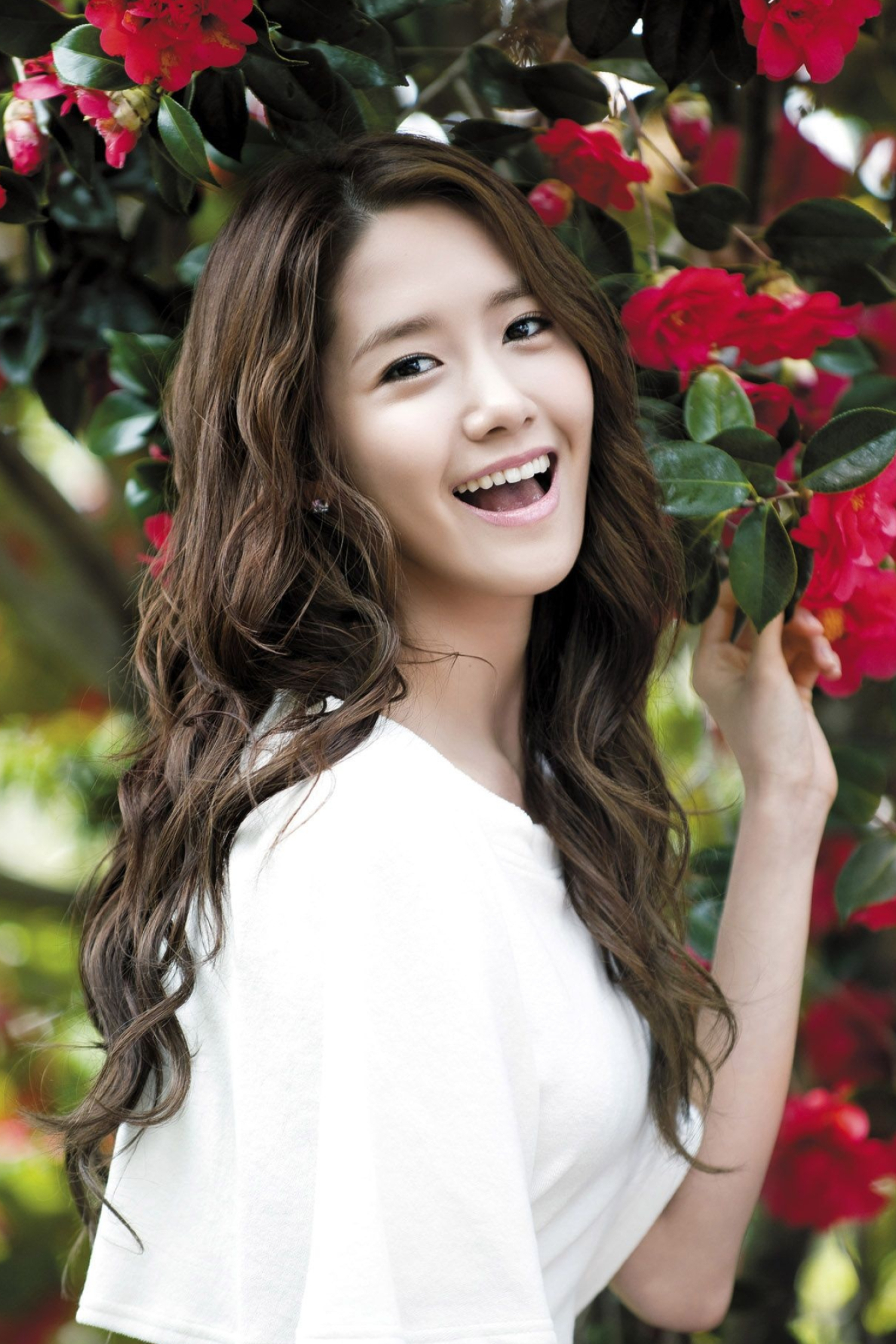 Im Yoon-ah's pin page, Captivating images, Yoon-ah's world, Picture-perfect moments, 1500x2250 HD Phone
