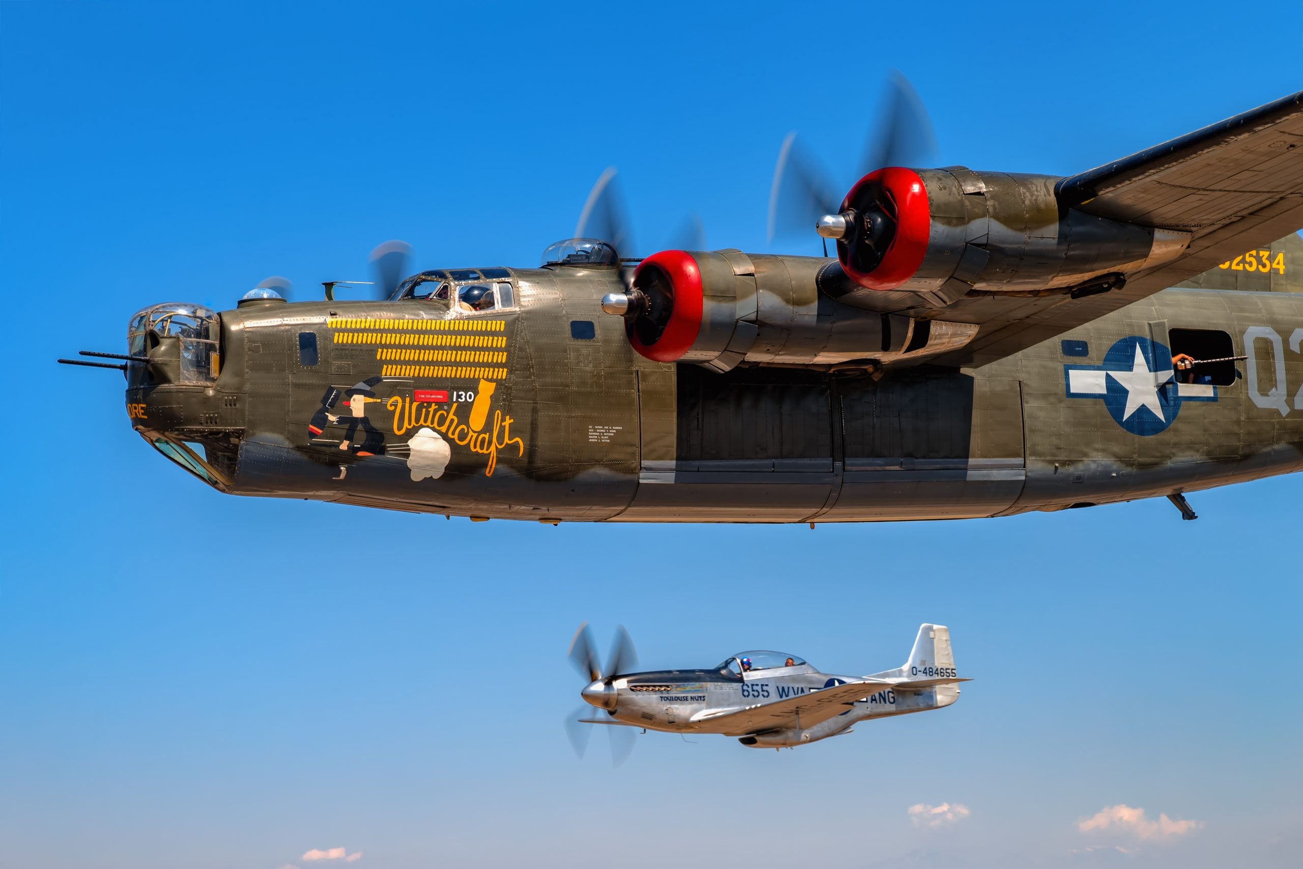 Boeing Fortress, WWII vintage aircraft, Bombers, John Wayne Airport, 2560x1710 HD Desktop