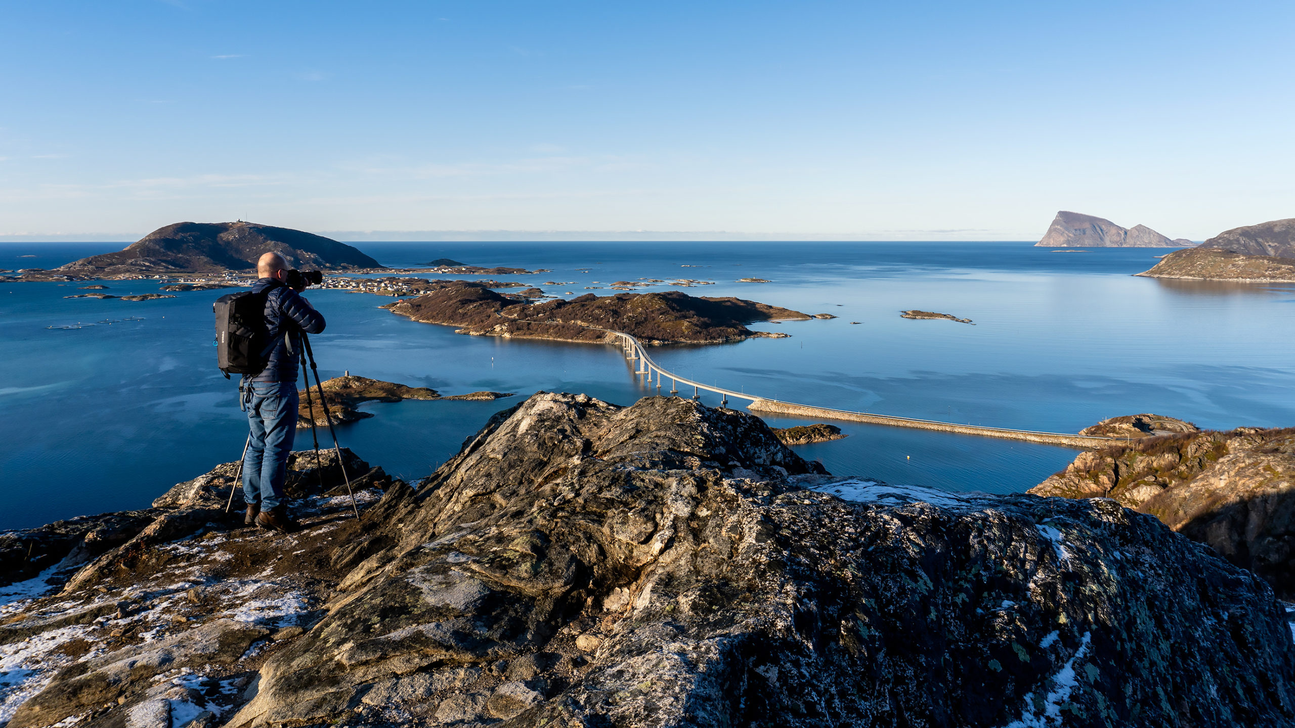 Sommaroy, Norway, Troms landscapes, Girt by sea, 2560x1440 HD Desktop