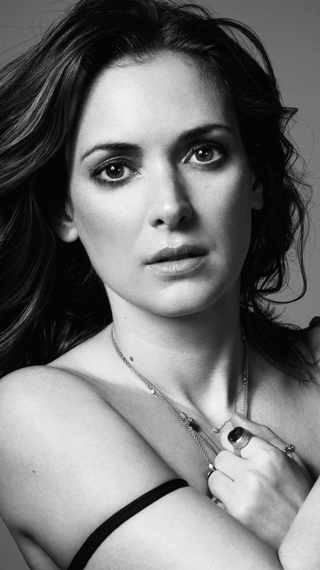 Winona Ryder, Movie roles, Iconic actress, Celebrity, 1080x1920 Full HD Handy