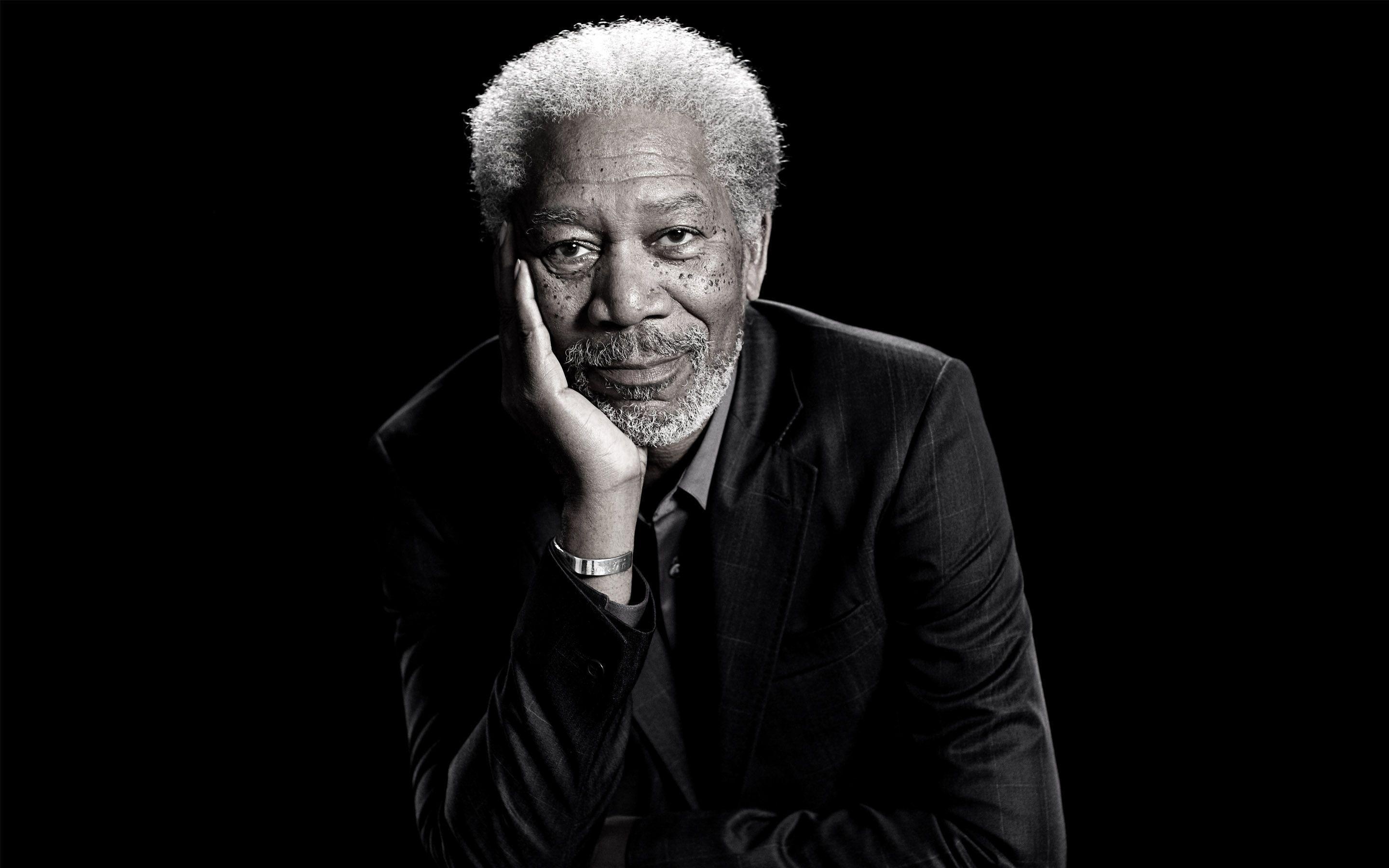 Morgan Freeman, 4K backgrounds, 2880x1800 HD Desktop