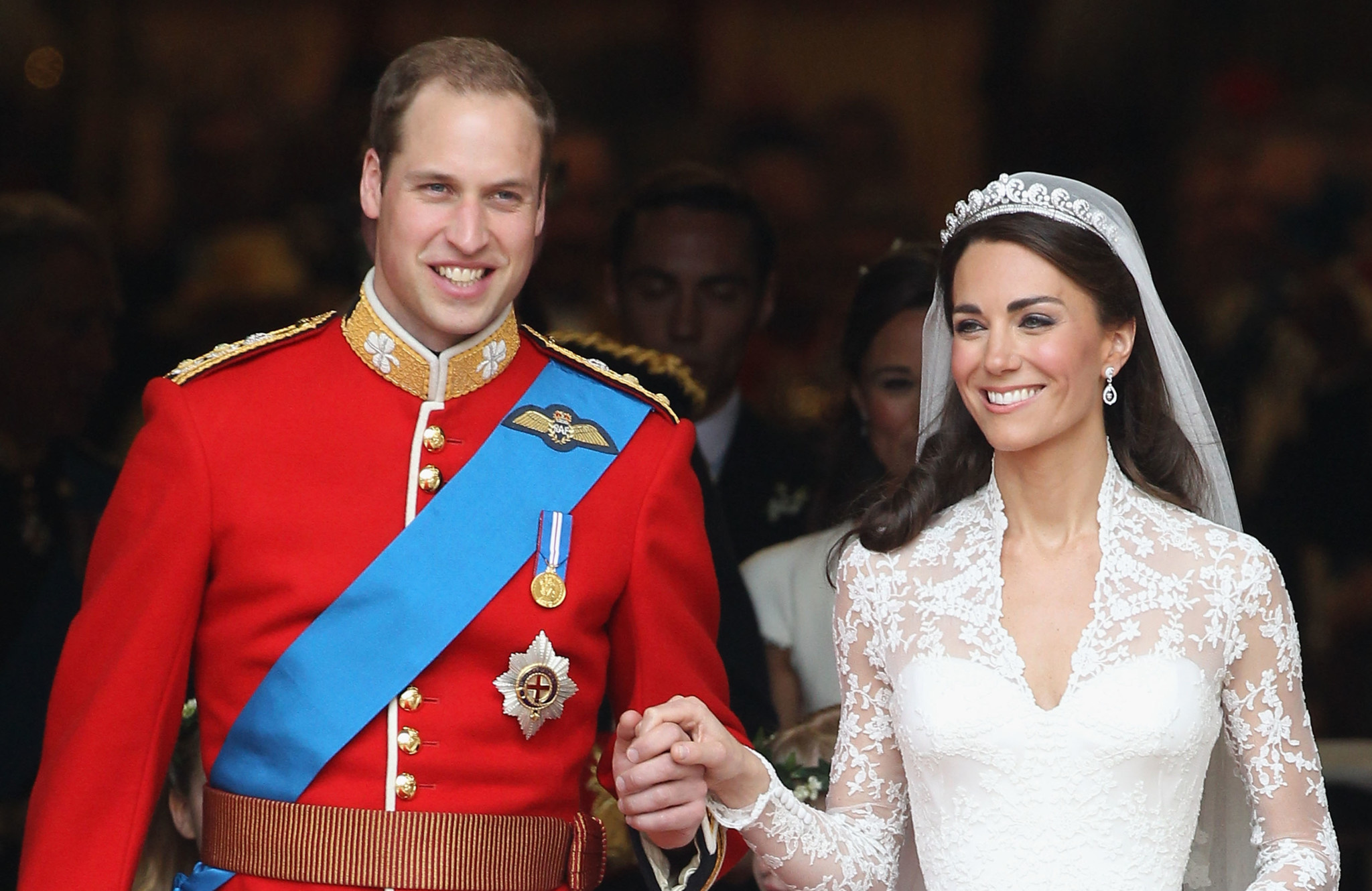 Prince William, Kate Middleton, Royal wedding moments, Memorable, 2050x1330 HD Desktop