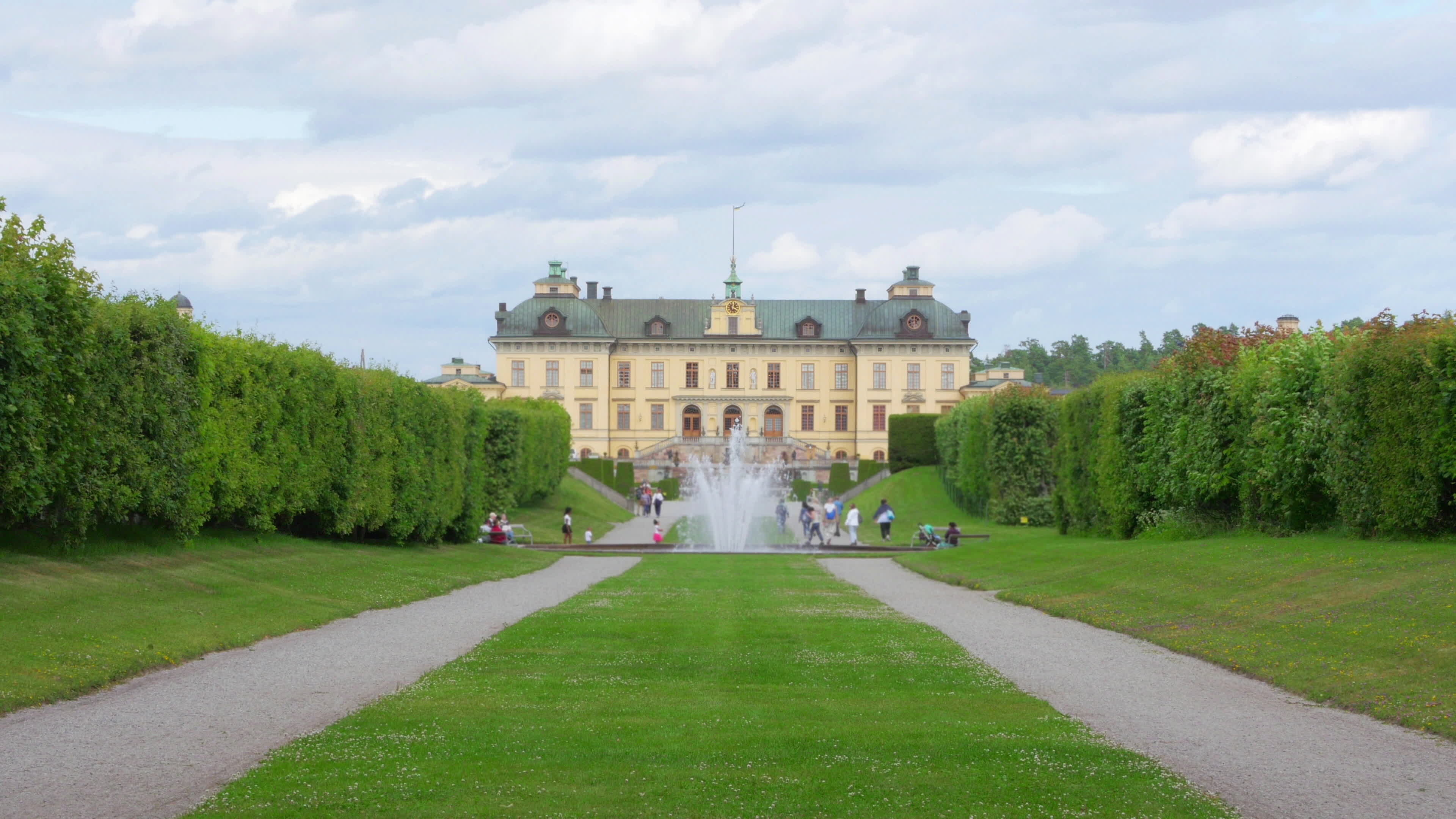 Palace: Drottningholm Palace, The private residence of the Swedish royal family. 3840x2160 4K Background.