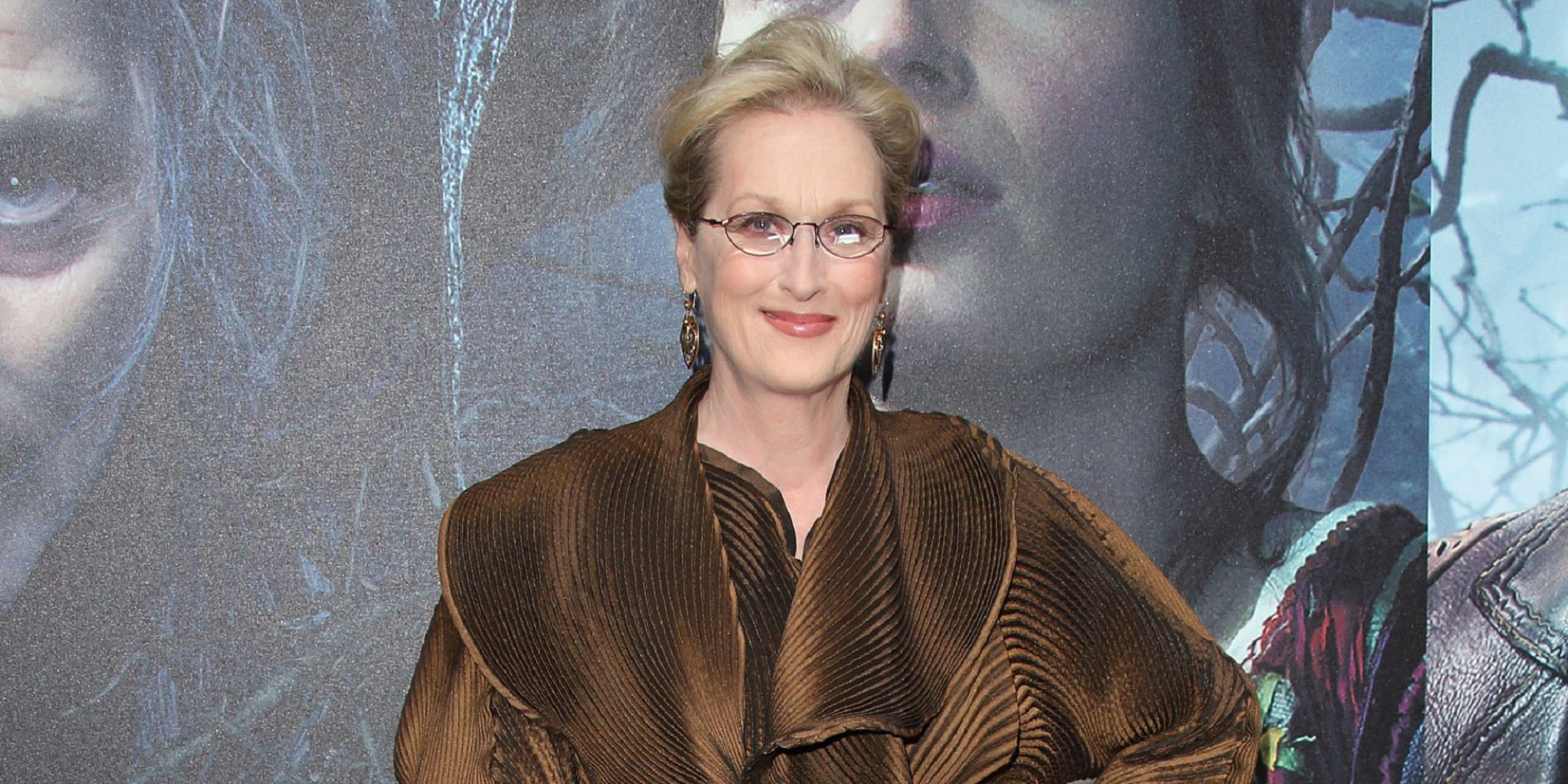 Meryl Streep, Iconic actress, Award-winning career, Movie star, 2160x1080 Dual Screen Desktop