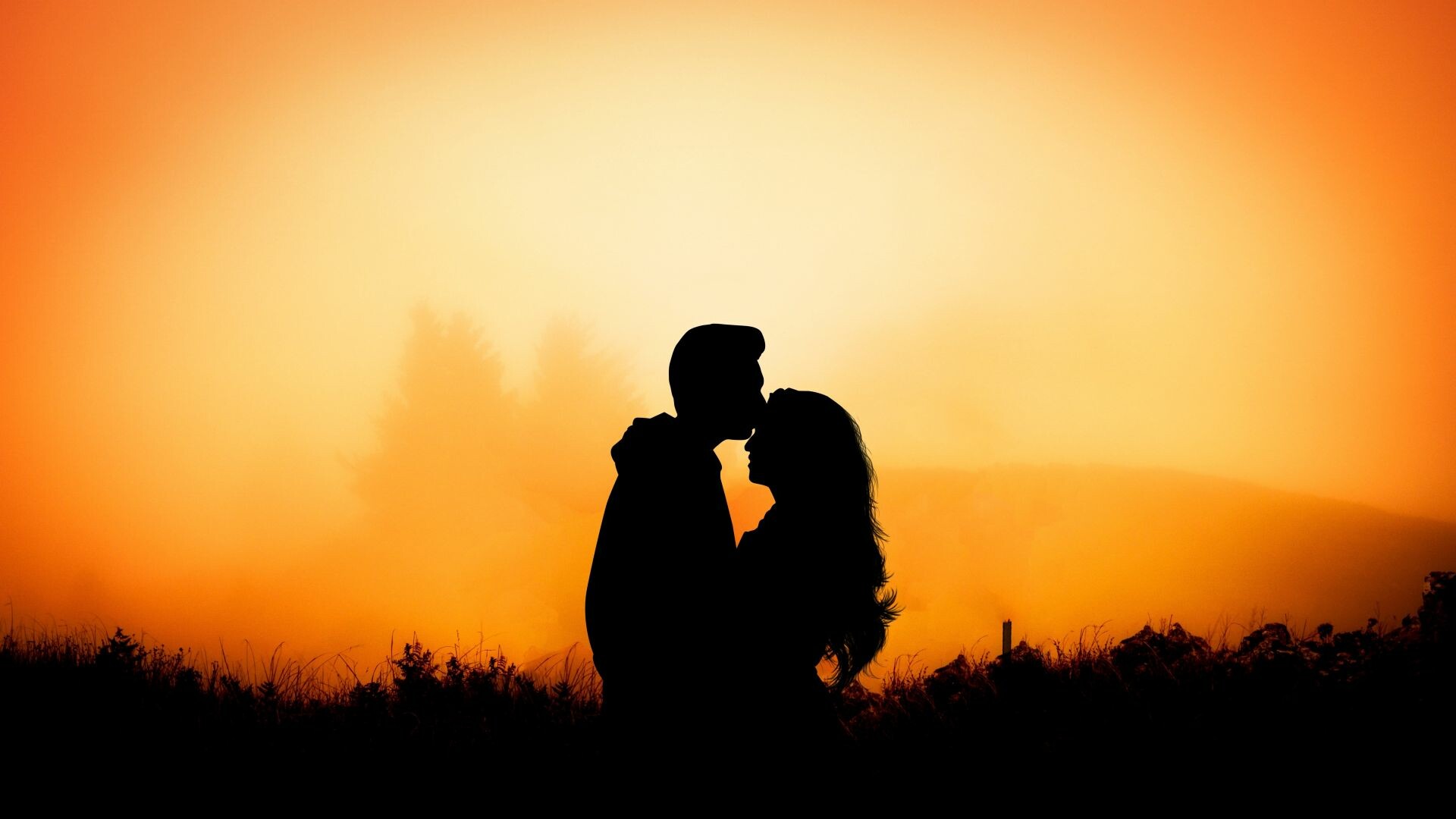 Outdoor sunset hug, Romantic couple, Love and intimacy, Mesmerizing backdrop, 1920x1080 Full HD Desktop