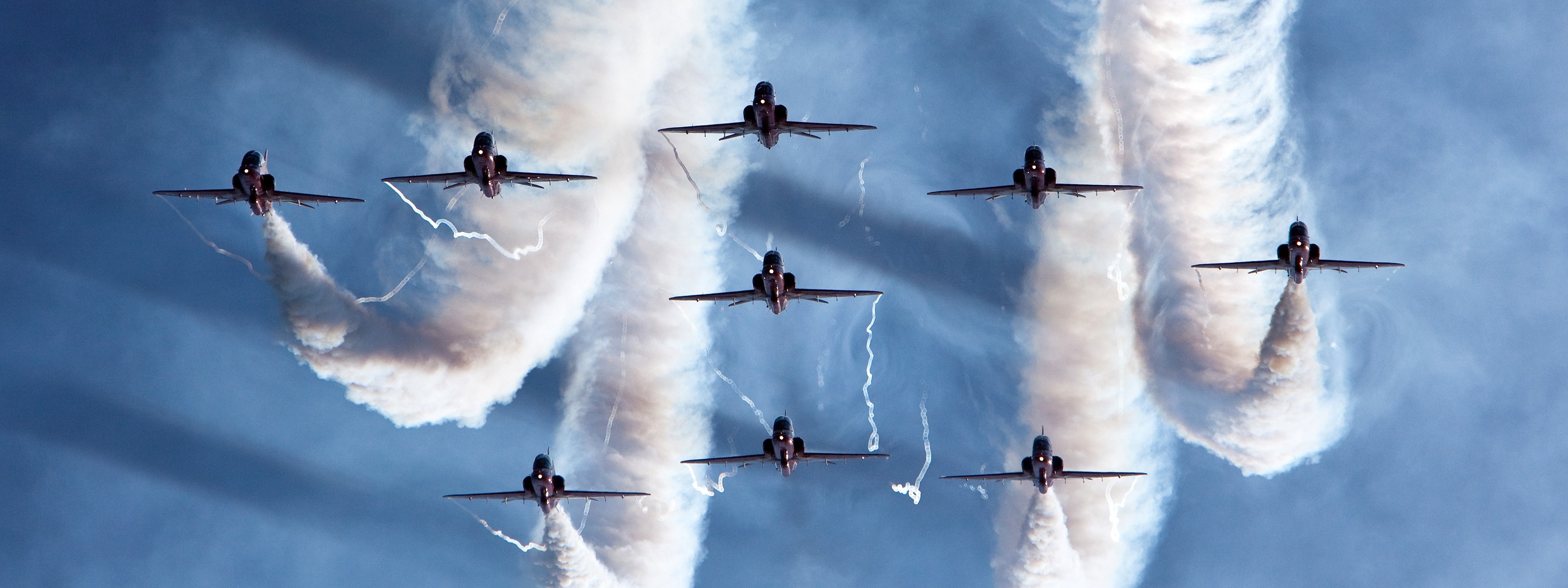 Aerobatics: Jet-engined flying maneuvers team, Extreme air sport. 3200x1200 Dual Screen Wallpaper.