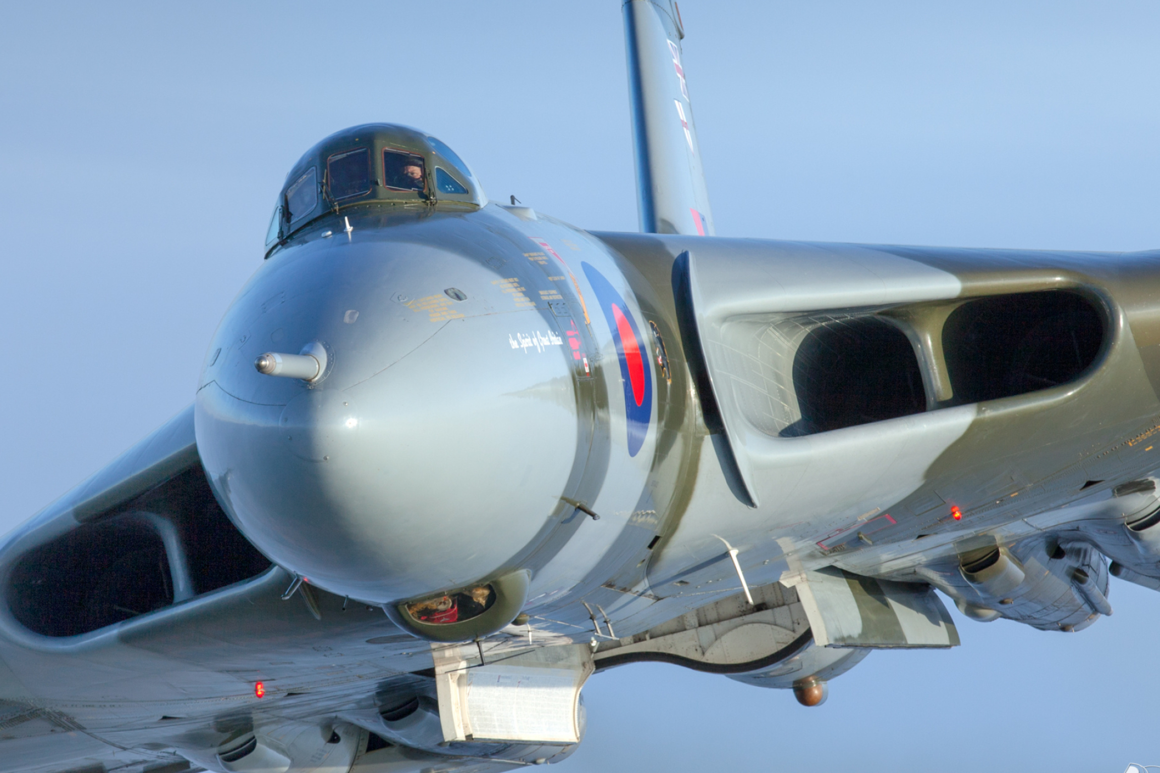 The 'Delta Lady' From the Cockpit: Flying Avro Vulcan XH558 2300x1540