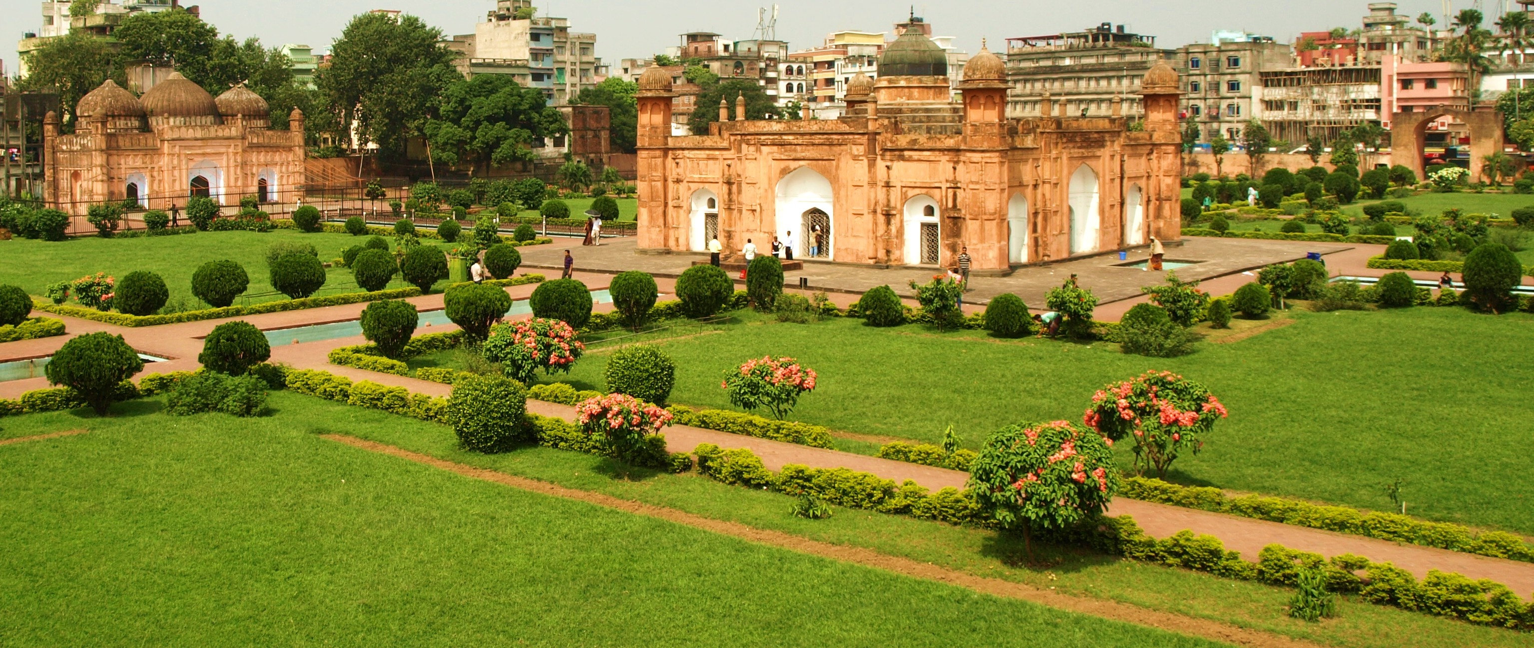 Bangladesh: Lalbagh Fort, A fort in the old city of Dhaka. 3080x1300 Dual Screen Background.