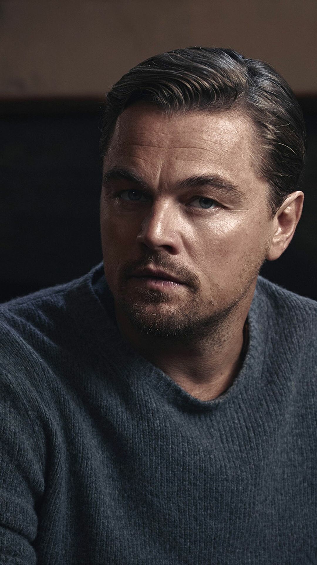 Leonardo DiCaprio, Dunkler Pullover, iPhone Hintergrund, Promi-Fotos, 1080x1920 Full HD Handy