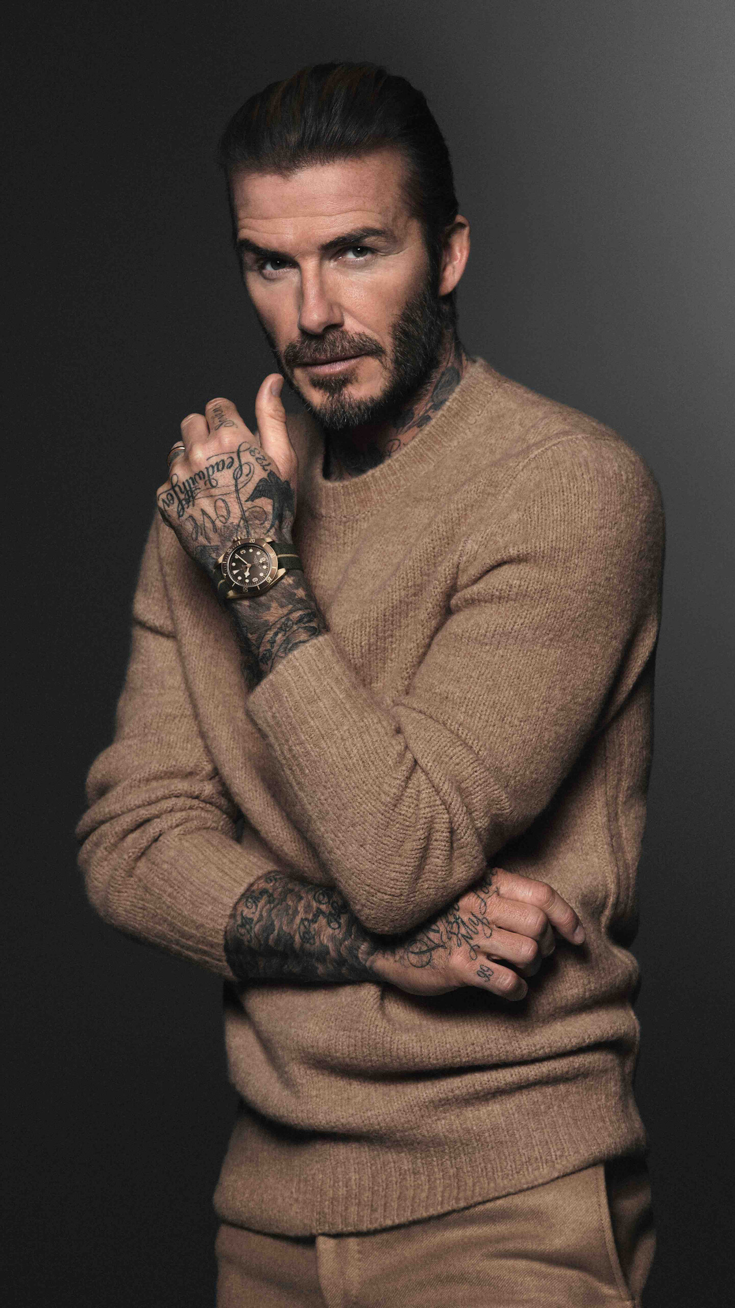 David Beckham: Was inducted into the English Football Hall of Fame in 2008. 1440x2560 HD Background.