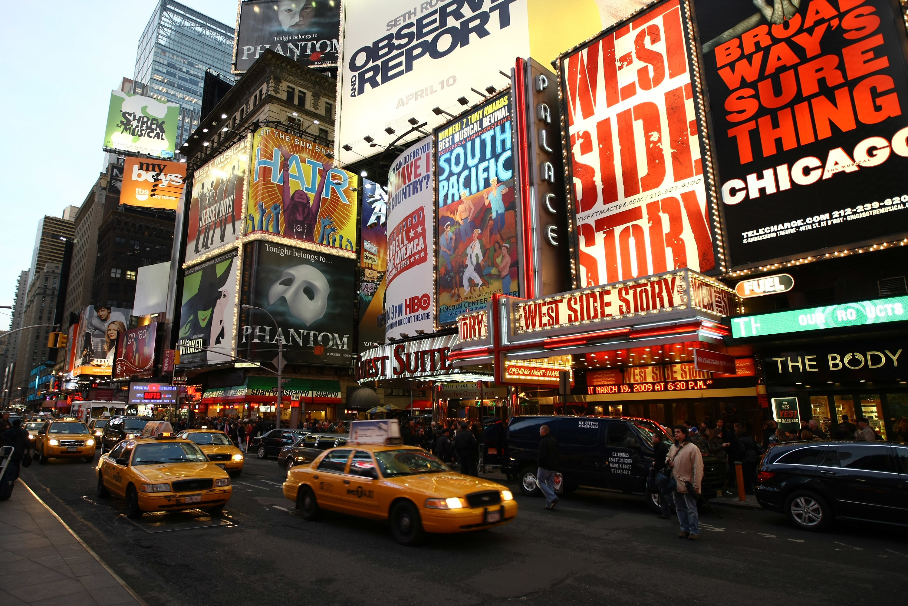Broadway, New York's shutdown, Gatherings canceled, Unprecedented circumstances, 3000x2010 HD Desktop