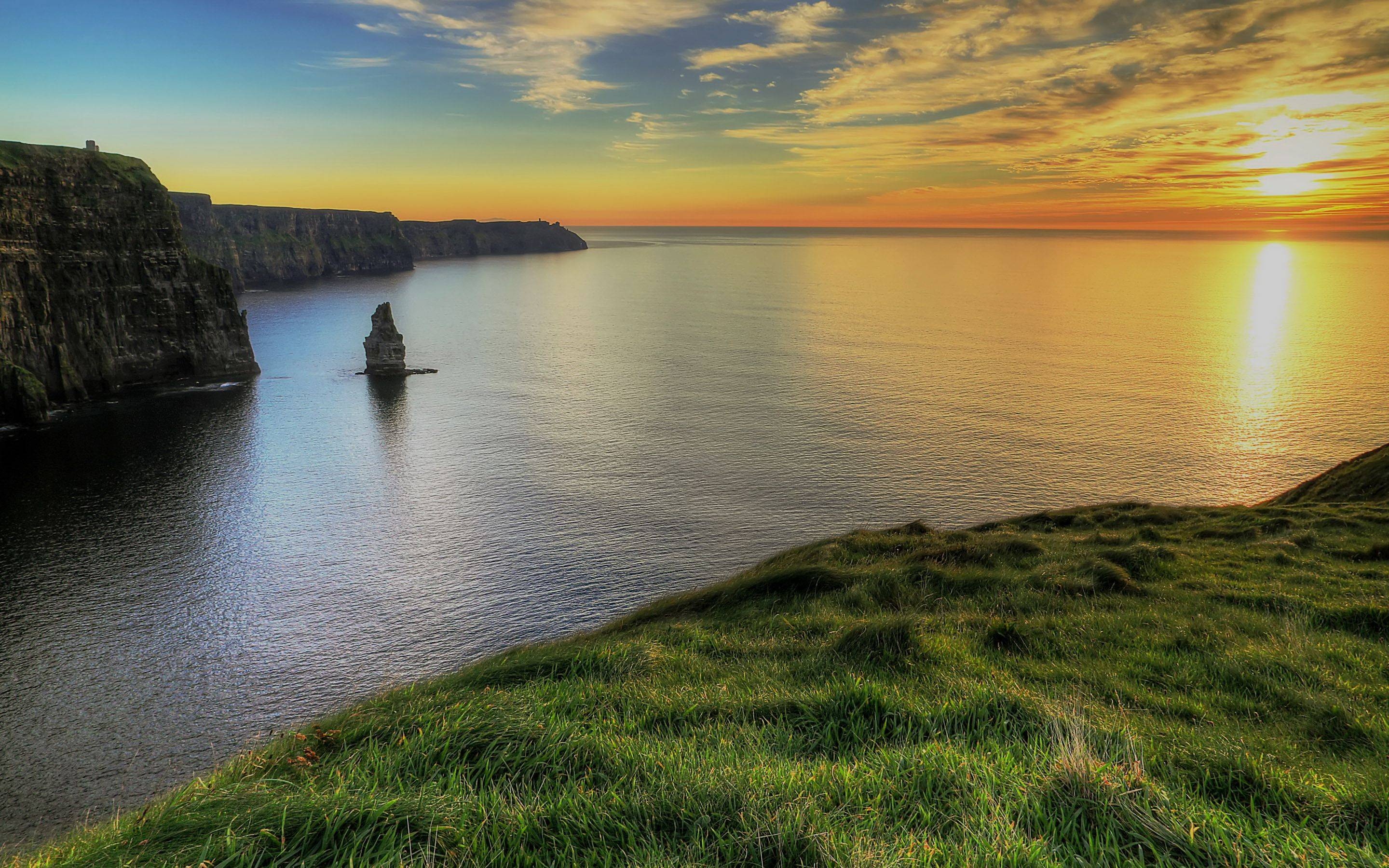 Northern Ireland landscapes, Majestic beauty, Cultural heritage, Breathtaking views, 2880x1800 HD Desktop
