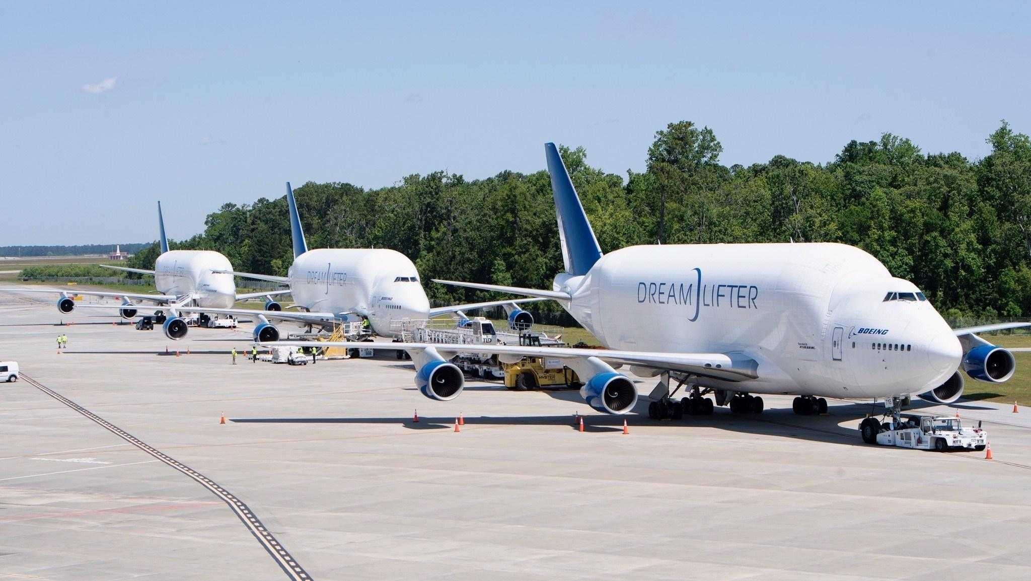 3 Boeing Dreamlifter aircraft carried visors and goggles to South Carolina 2050x1160