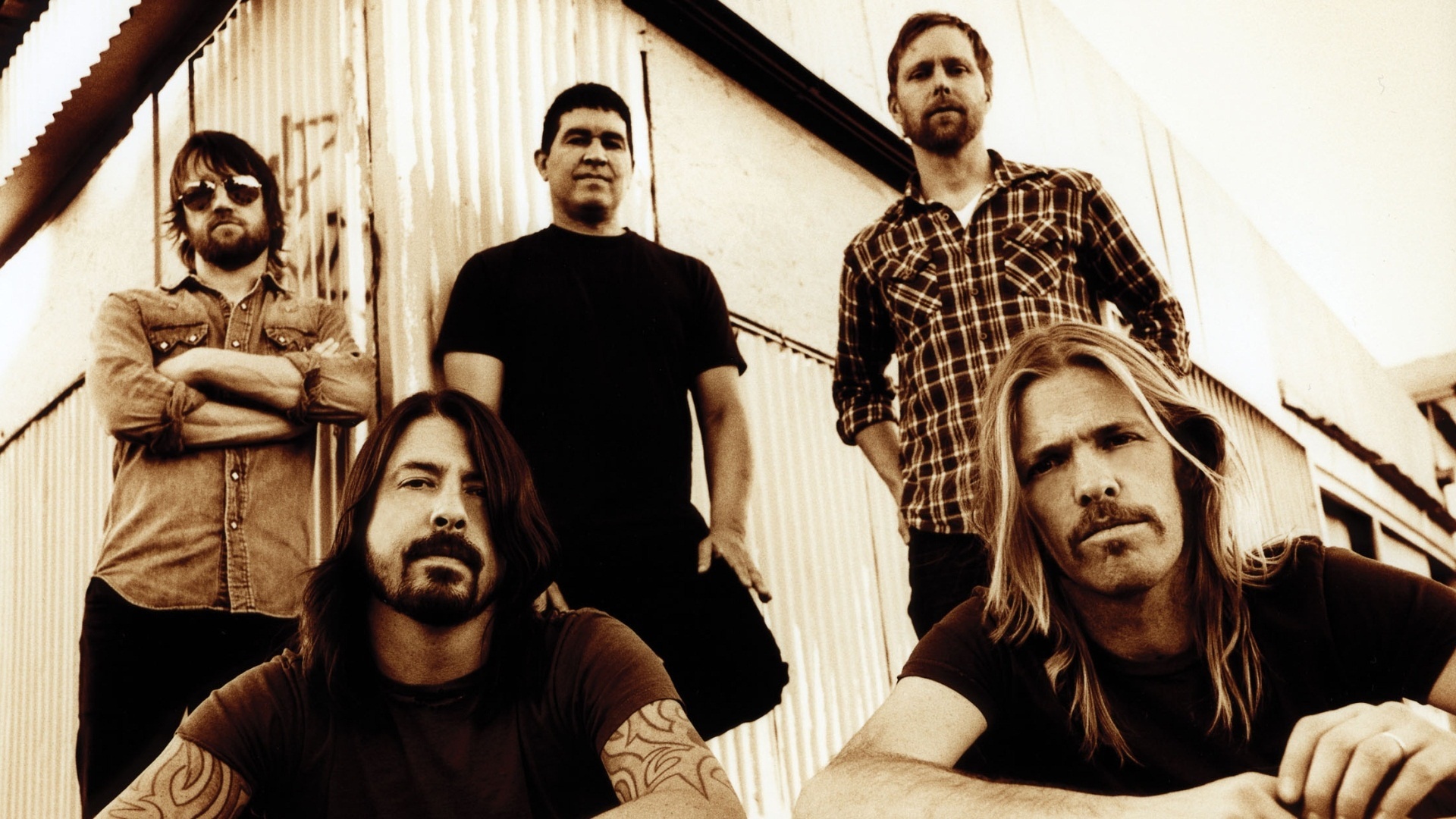 Foo Fighters: An American rock band, formed in Seattle, Washington, 1994. 1920x1080 Full HD Wallpaper.
