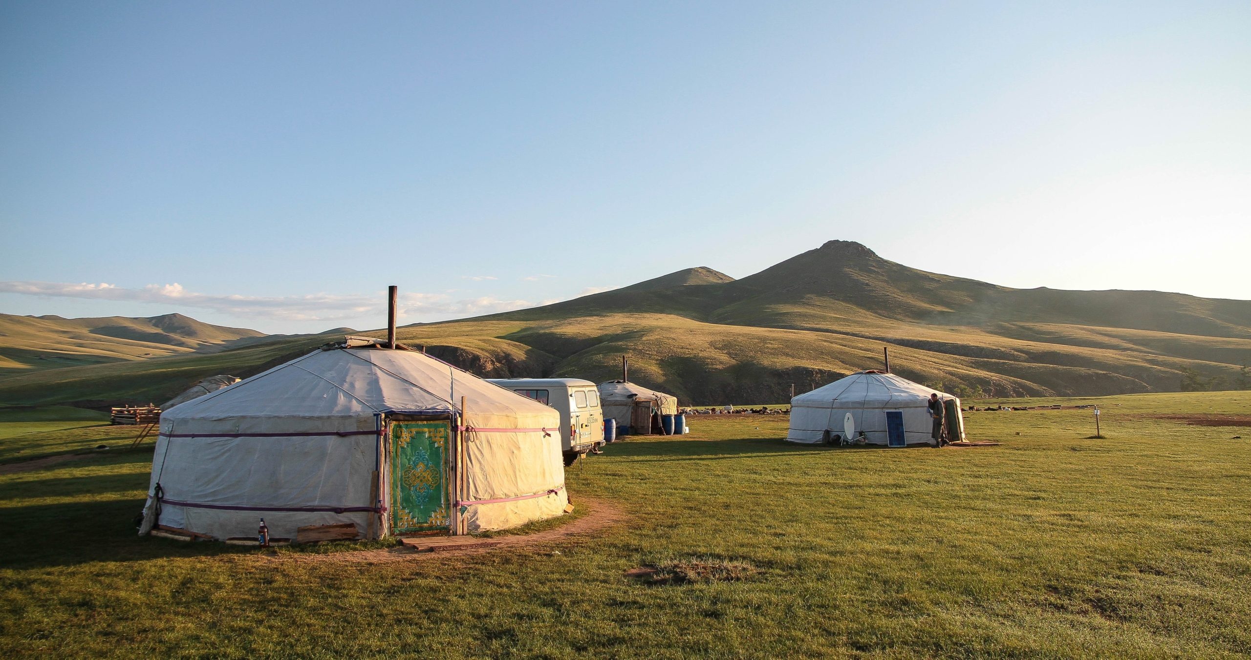 Mongolia, Land of the Blue Sky, Natural beauty, BlueOrchard, 2560x1360 HD Desktop