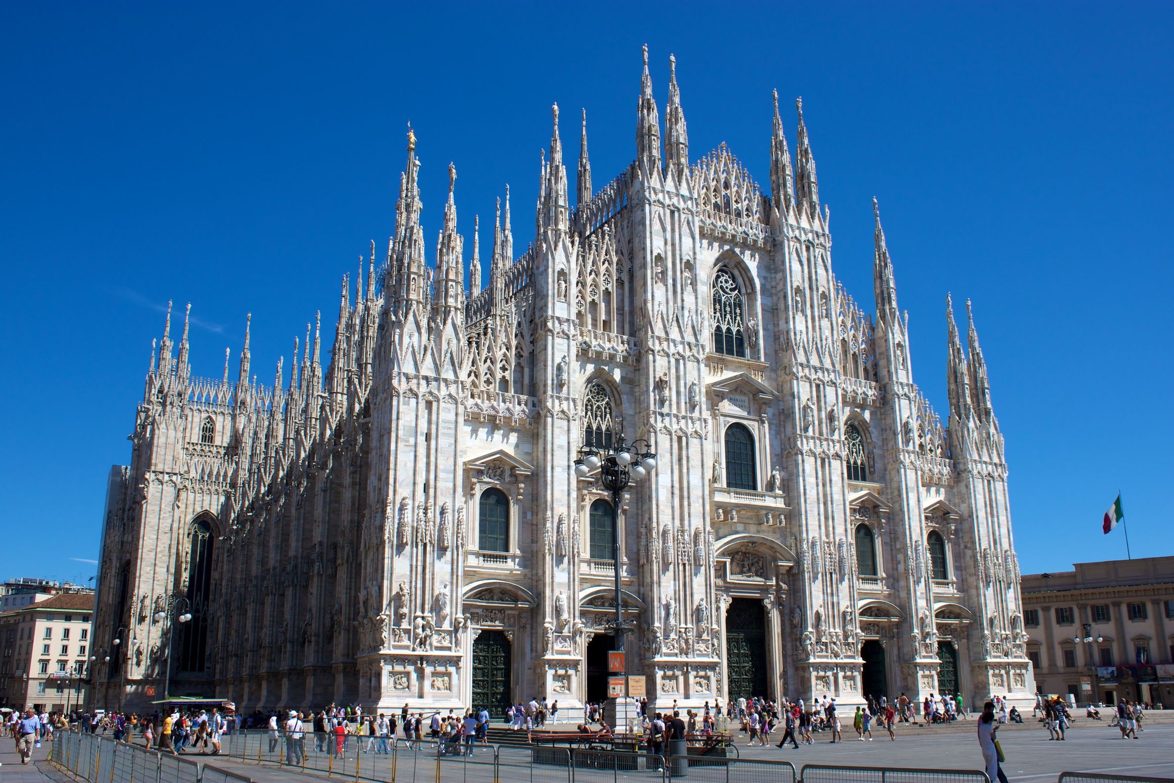 Milan Cathedral, Beautiful Milan wallpapers, HD download, World's best, 2380x1590 HD Desktop