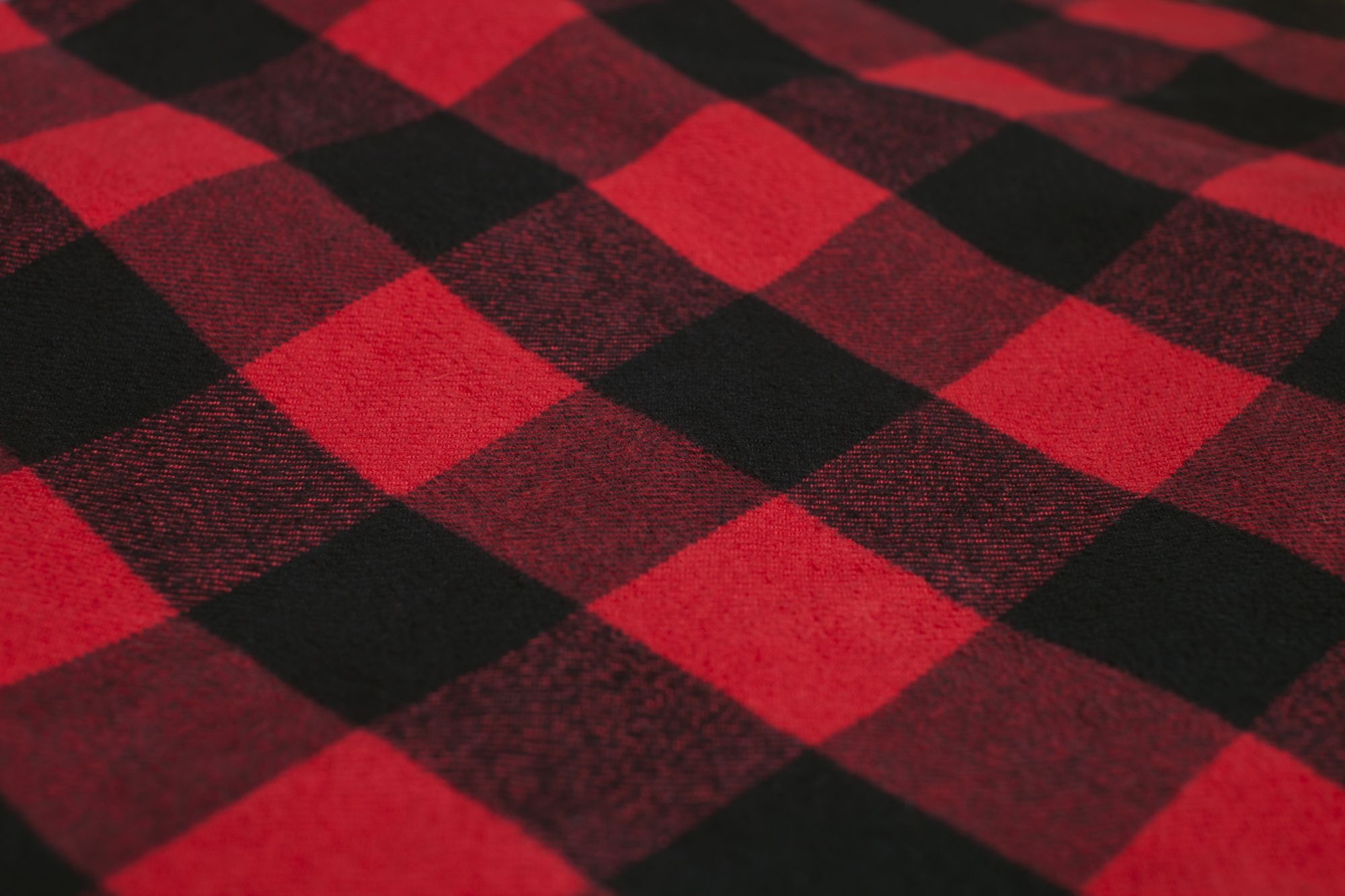 Black and red plaid, Bold color scheme, Eye-catching patterns, Modern wallpaper, 2000x1340 HD Desktop