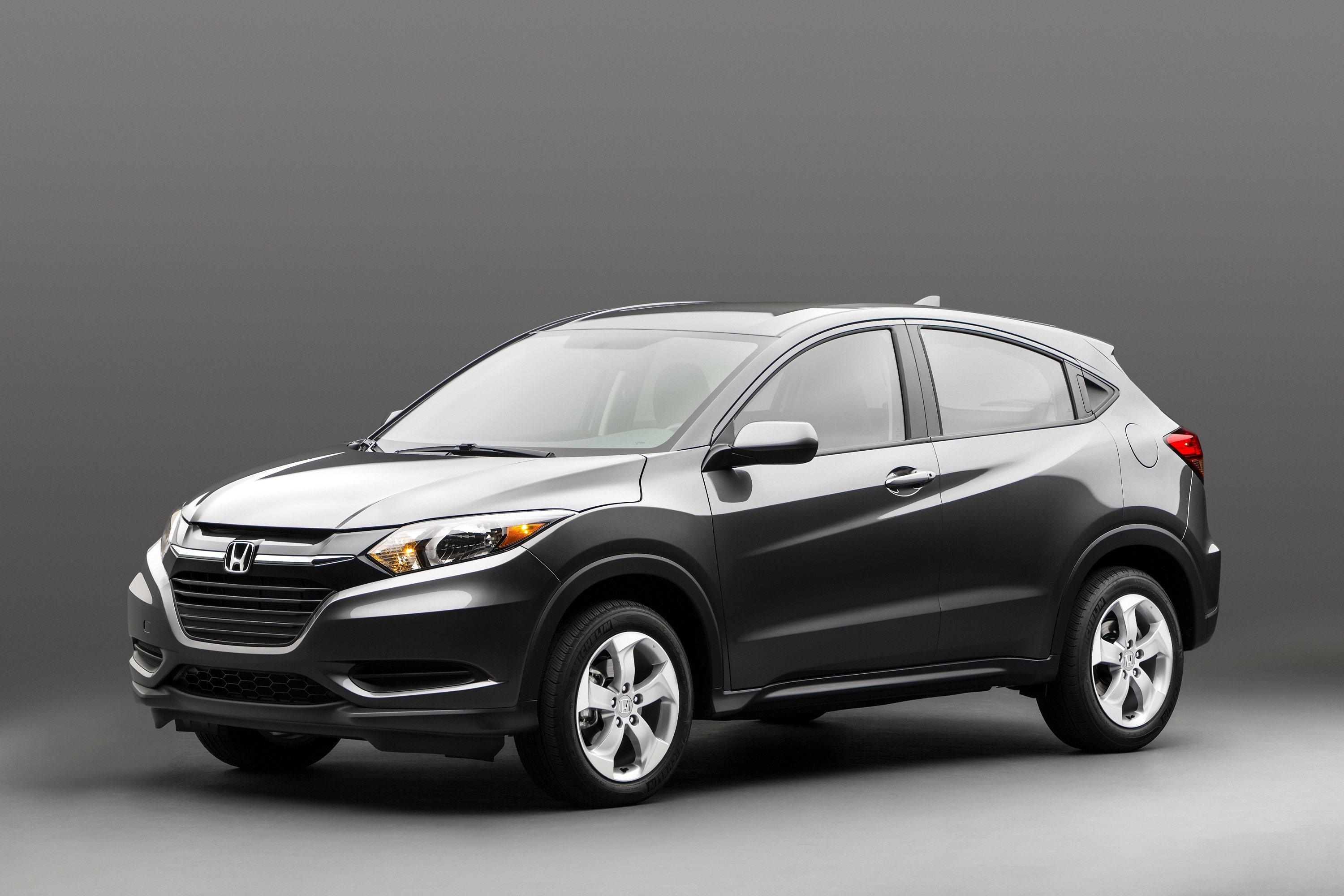 Honda HR-V, Fit for Gen Y, Subcompact crossover, Youthful appeal, 3000x2000 HD Desktop