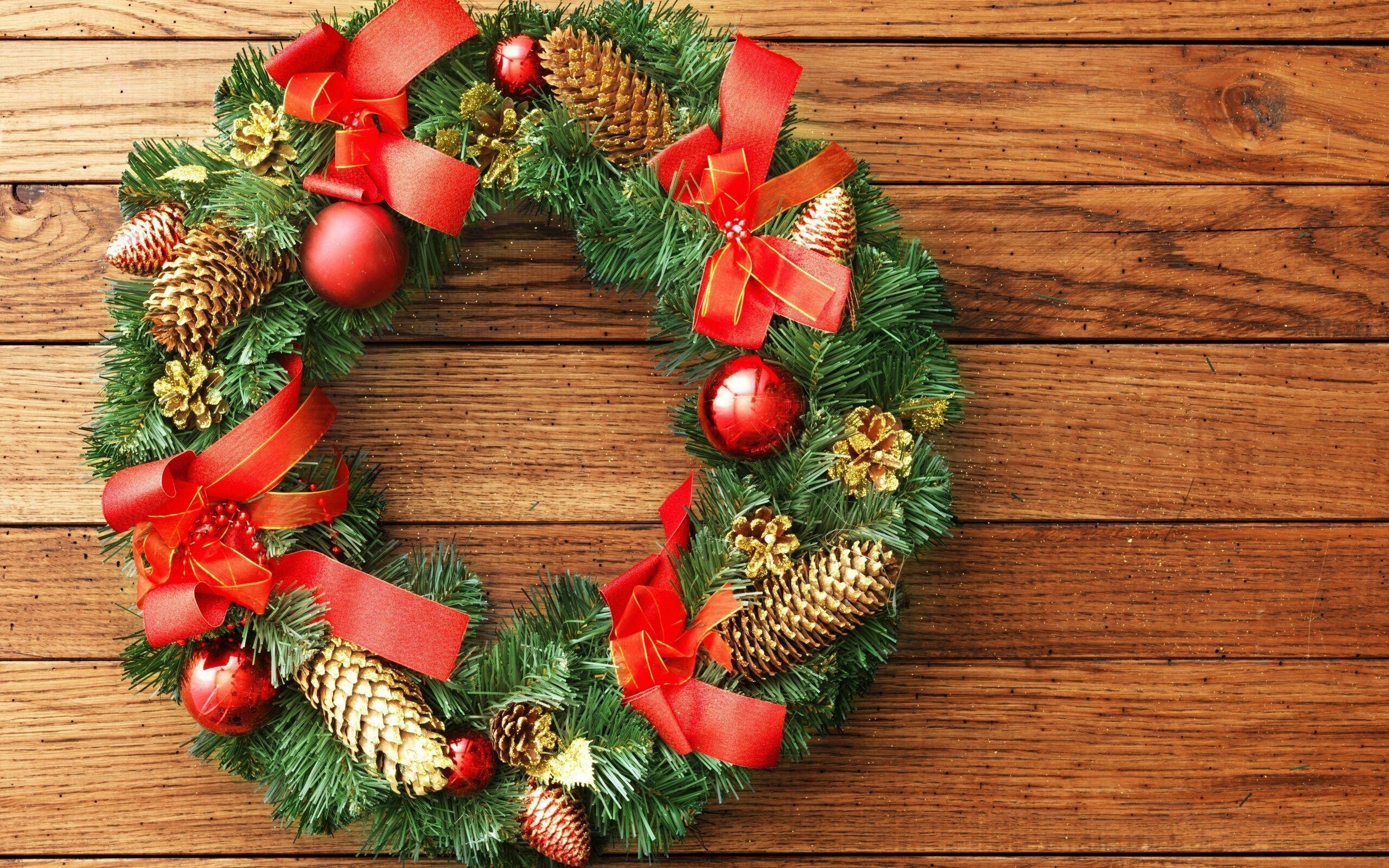 Christmas wreath, Festive design, Joyful decorations, Holiday spirit, 2560x1600 HD Desktop