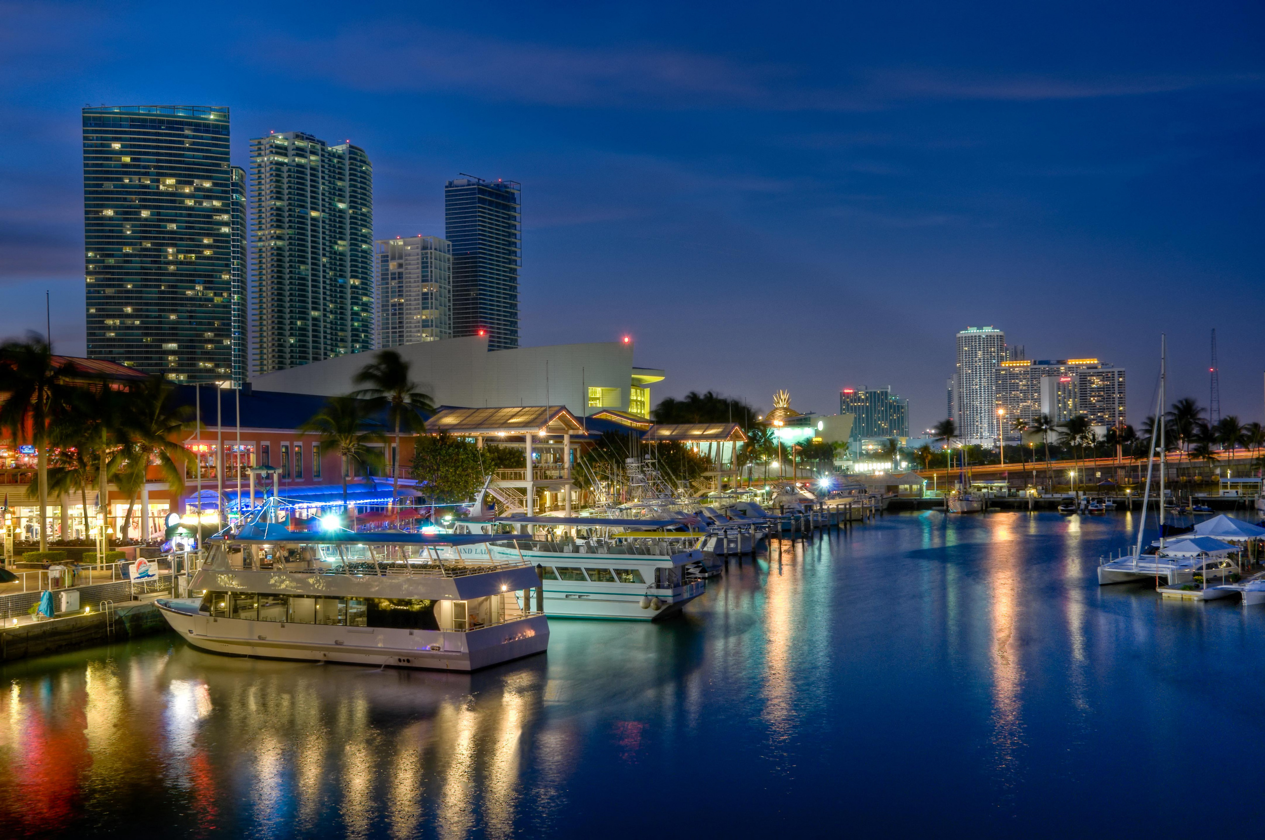 Miami travels, Ultra HD wallpaper, Widescreen view, Desktop background, 2560x1700 HD Desktop