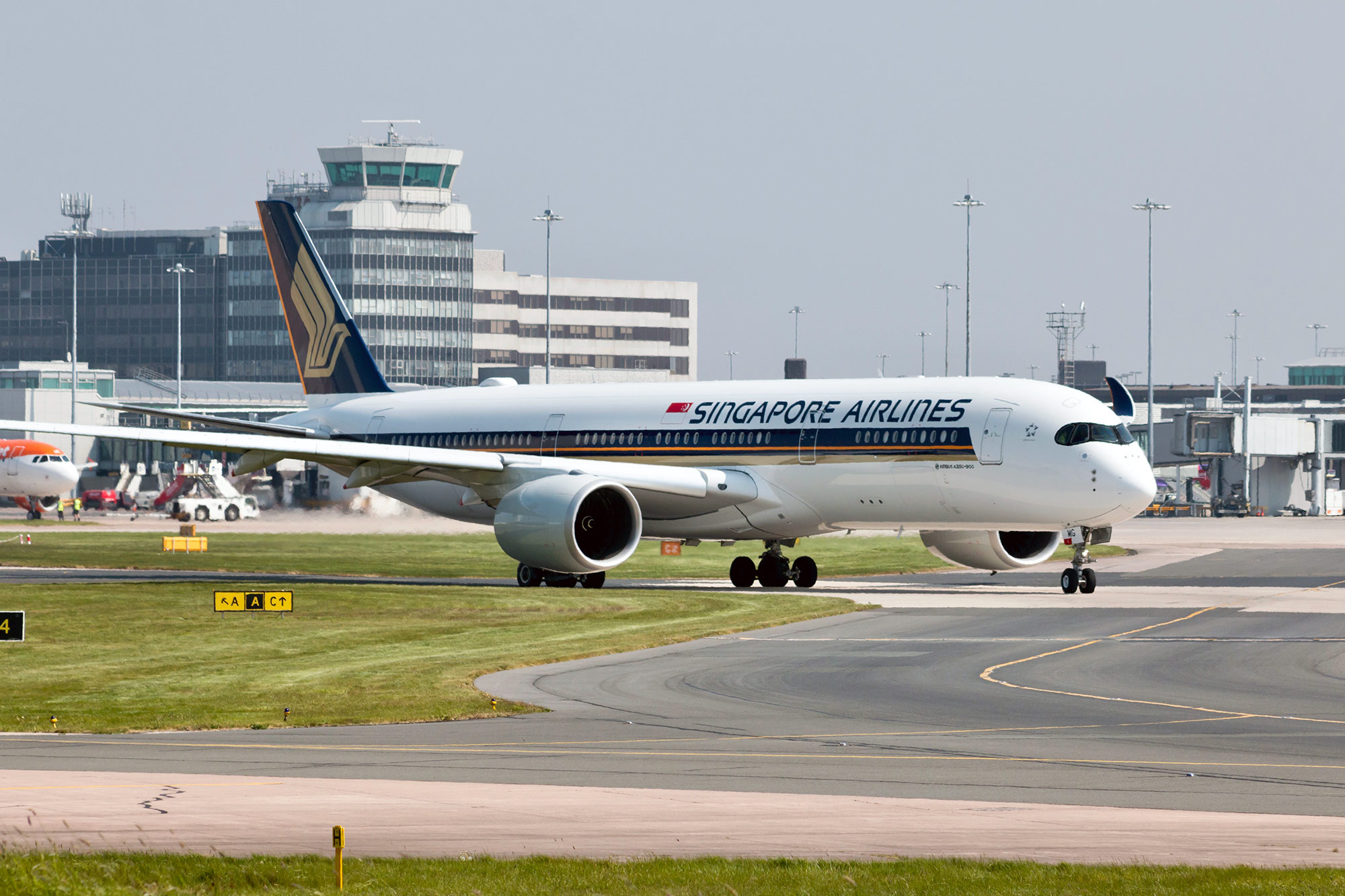 Singapore Airlines, Travel bubble opportunity, Manchester relaunch, Mainly Miles, 2000x1340 HD Desktop