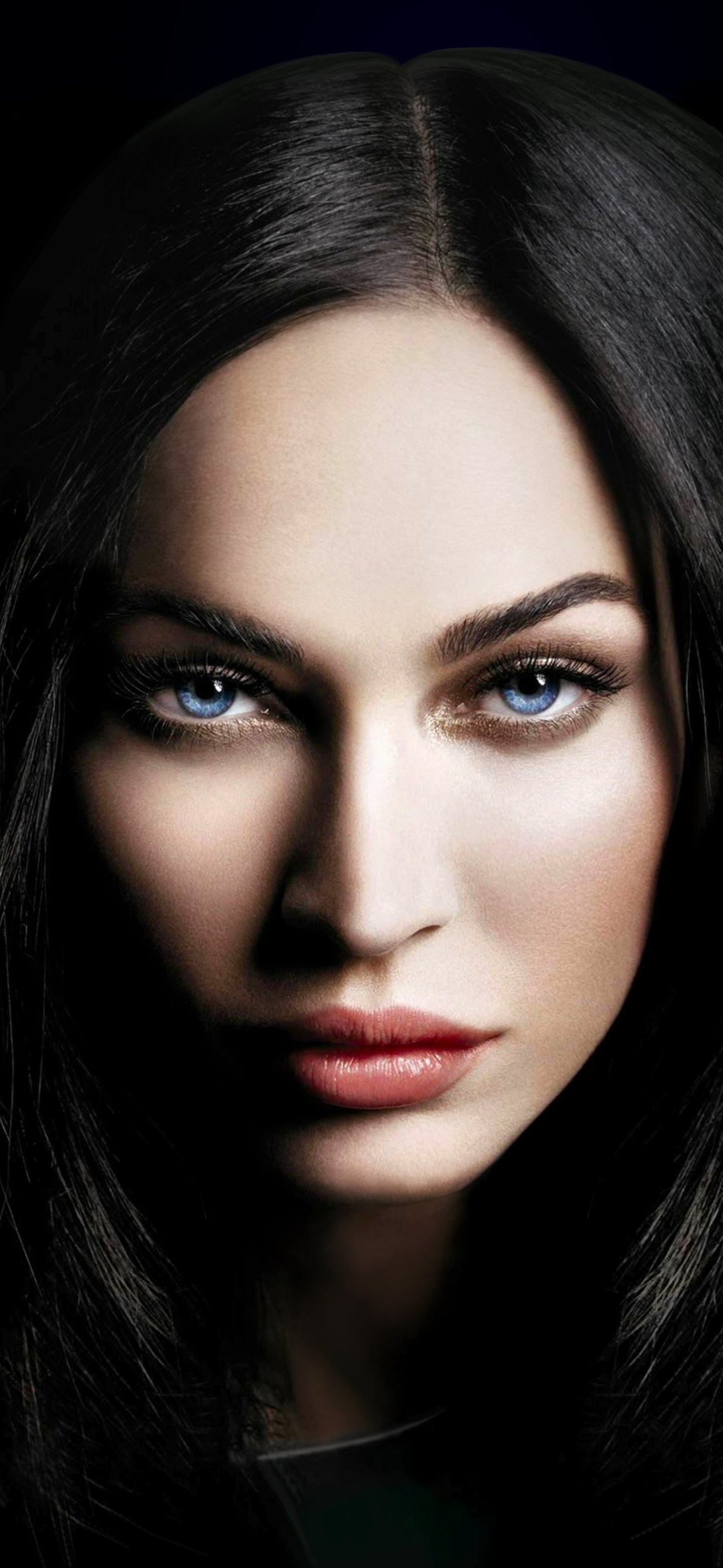 Megan Fox: Starred in the drama comedy Big Gold Brick, alongside Oscar Isaac, Andy Garcia, Lucy Hale, and Emory Cohen, directed by Brian Petsos. 1440x3120 HD Background.