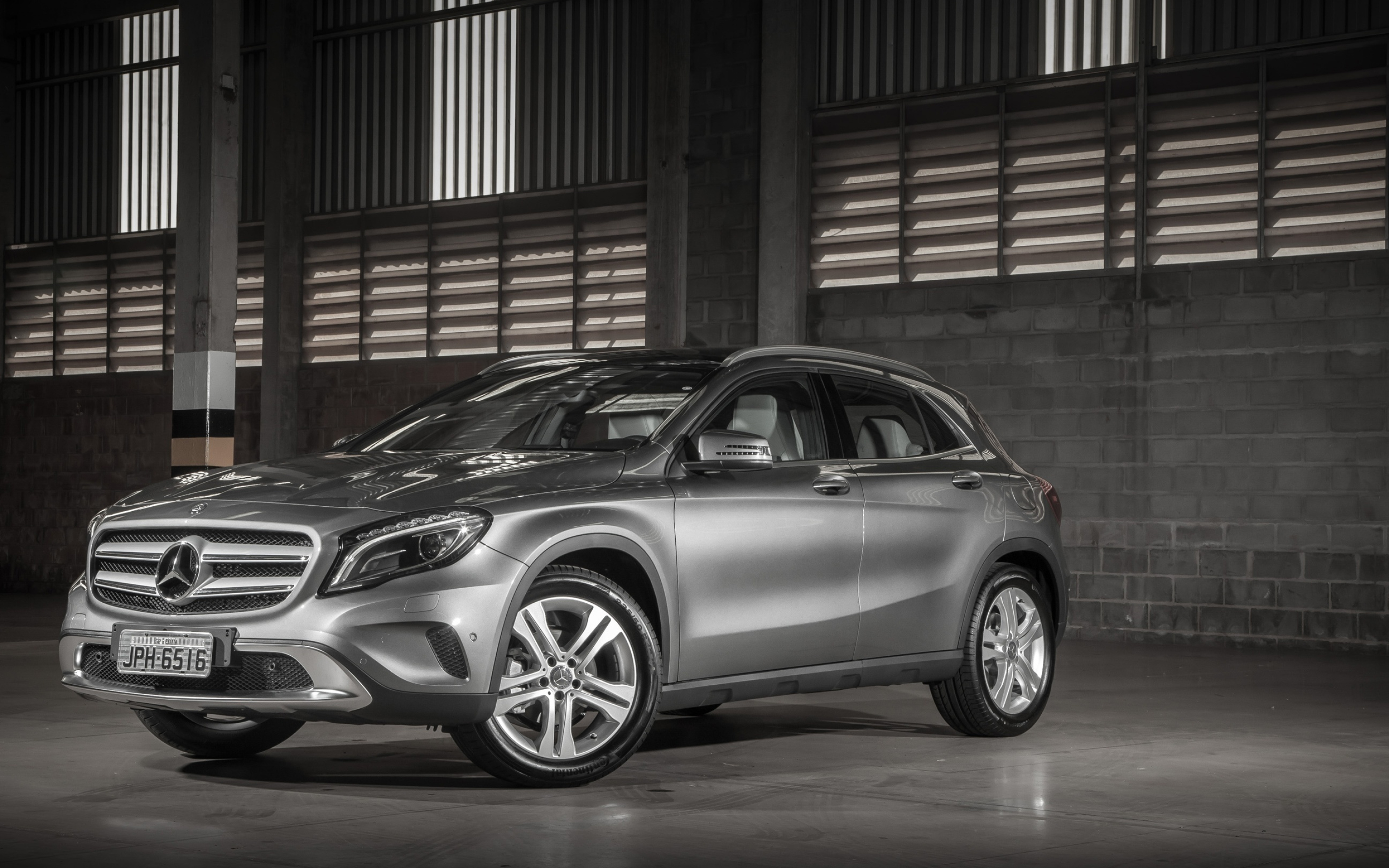 Mercedes-Benz GLA, SUV wallpaper, Car luxury, Better performance, 2880x1800 HD Desktop