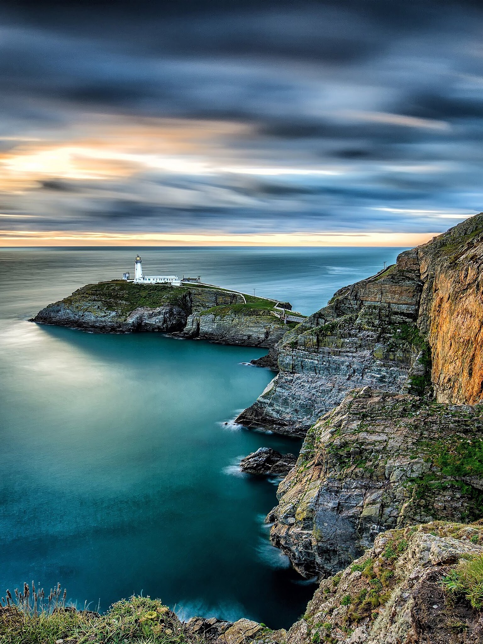 Island: Seascape, Sea, Horizon, Lighthouse, South Stack, Wales. 1540x2050 HD Wallpaper.