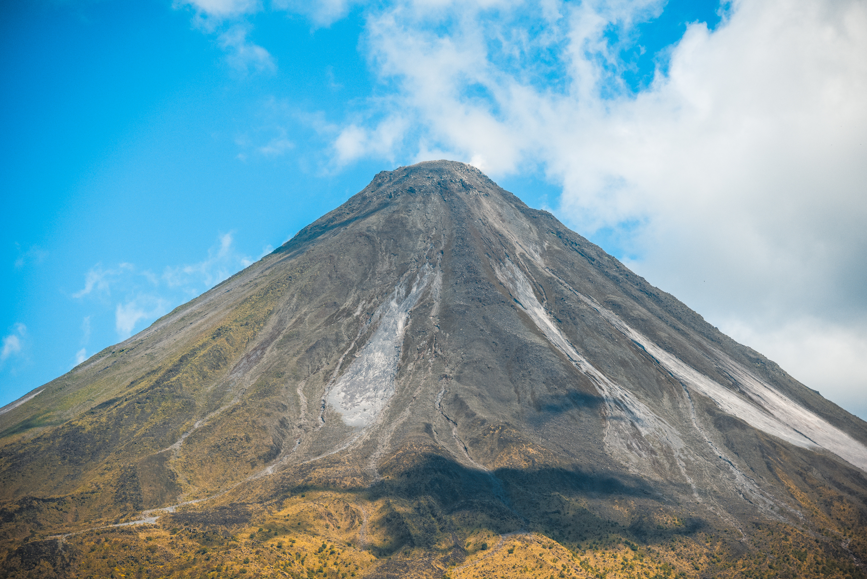 Arenal Volcano hike, Arenal Volcano tour, Costa Rica, Volcanic landscape, 3000x2010 HD Desktop