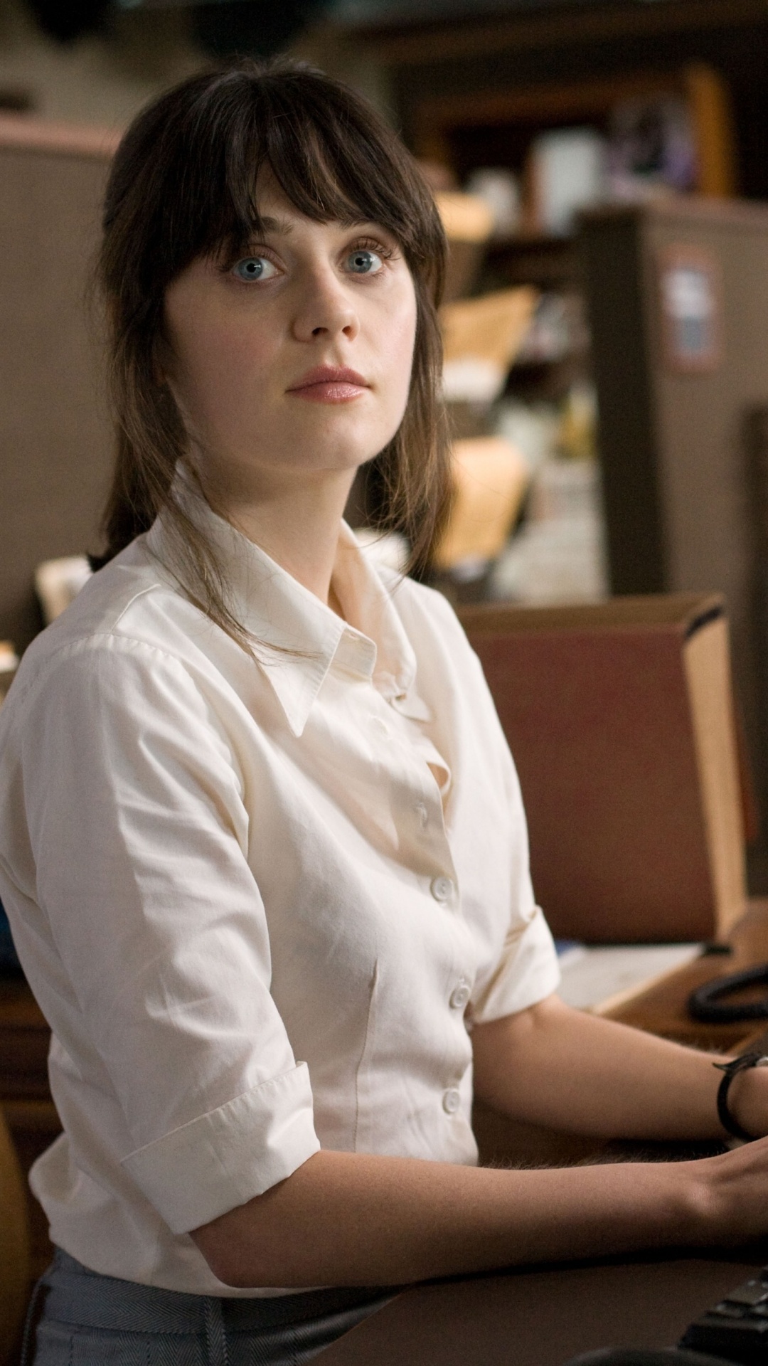 (500) Days of Summer: Finn, A fictional character appearing in the 2009 film. 1080x1920 Full HD Wallpaper.