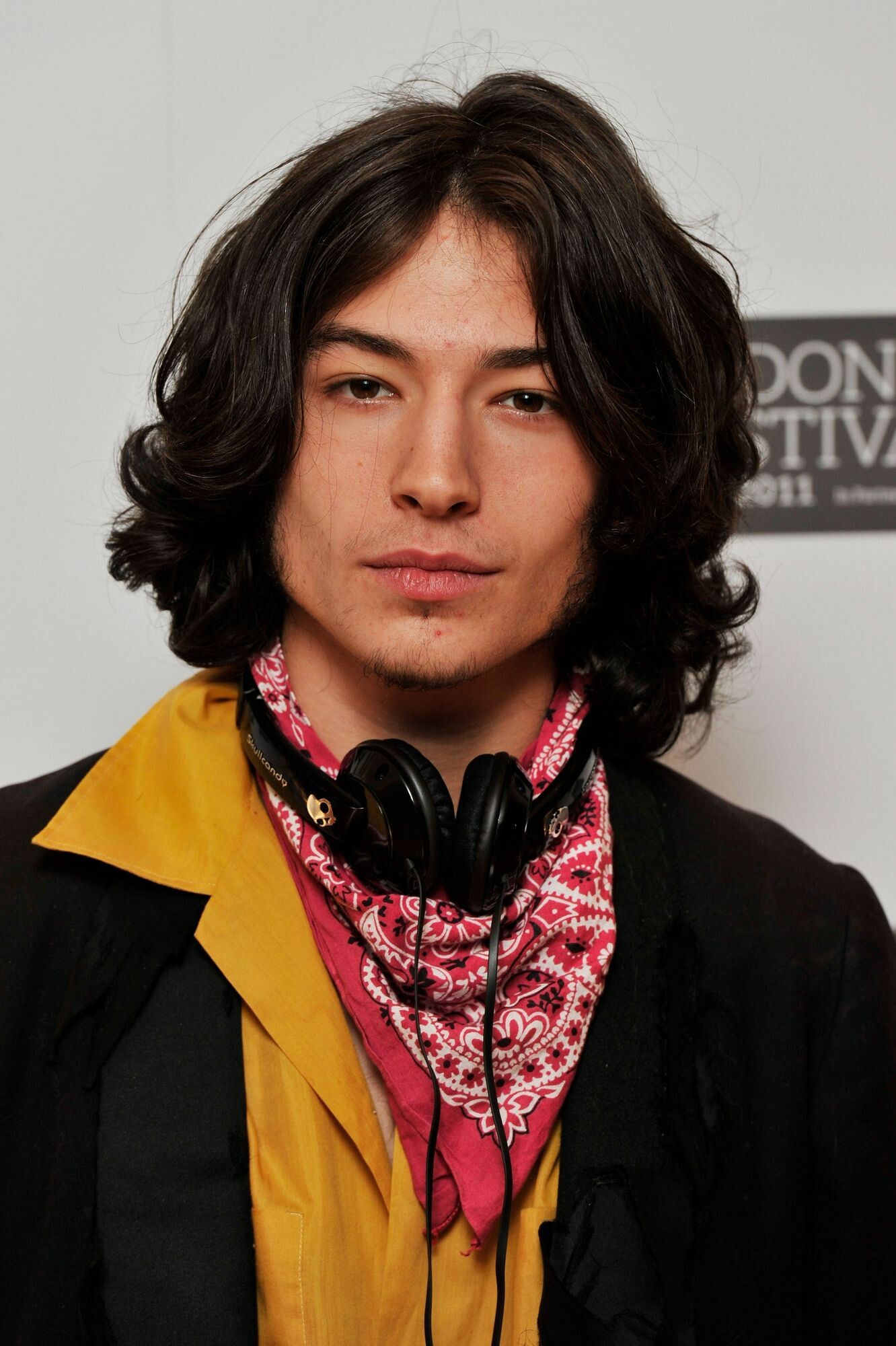 Ezra Miller, Unique hairstyles, Fashion inspiration, Trendsetting image, 1340x2000 HD Phone