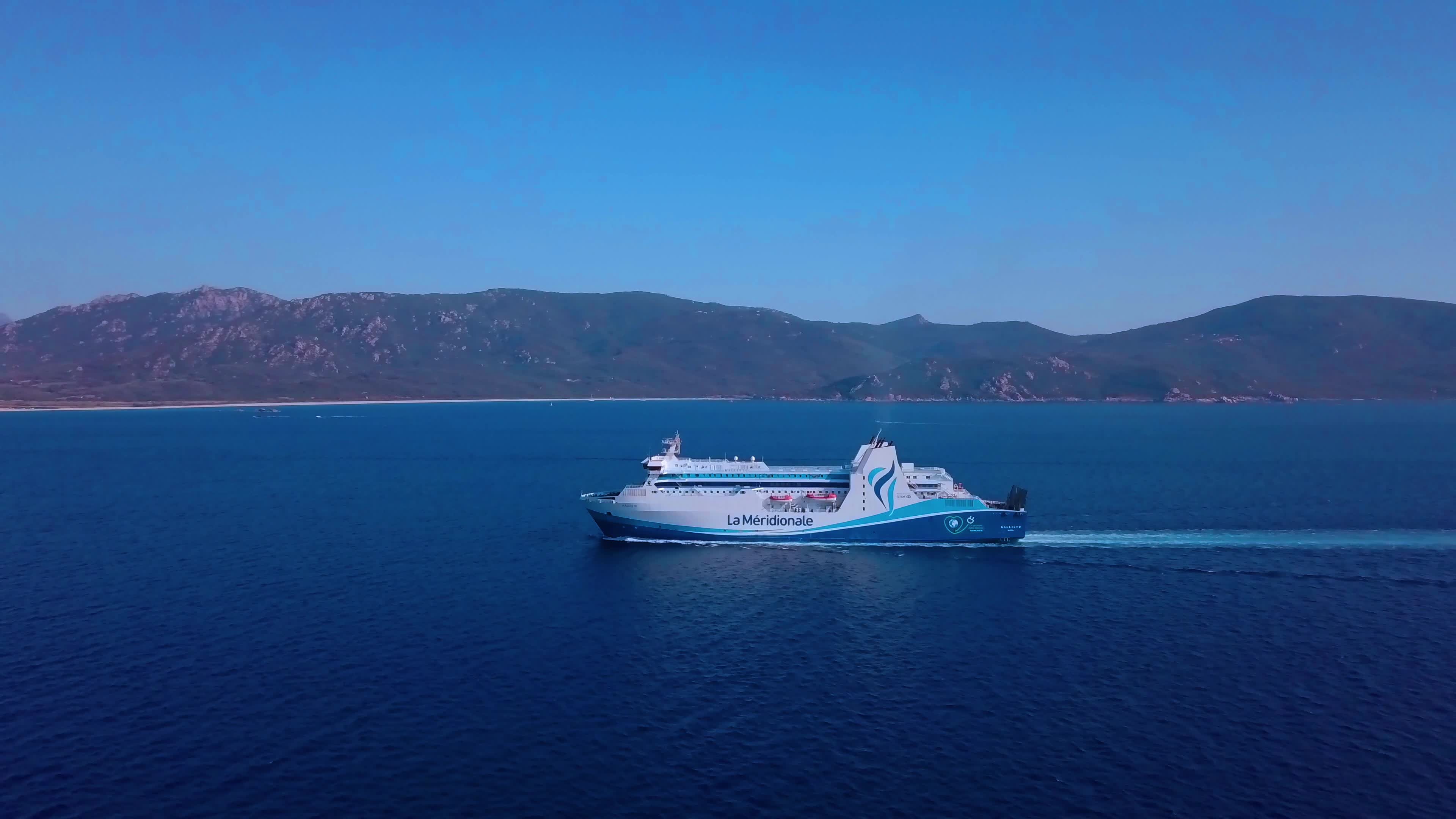 Ferry: Maritime transport, Water taxi, Boat. 3840x2160 4K Wallpaper.