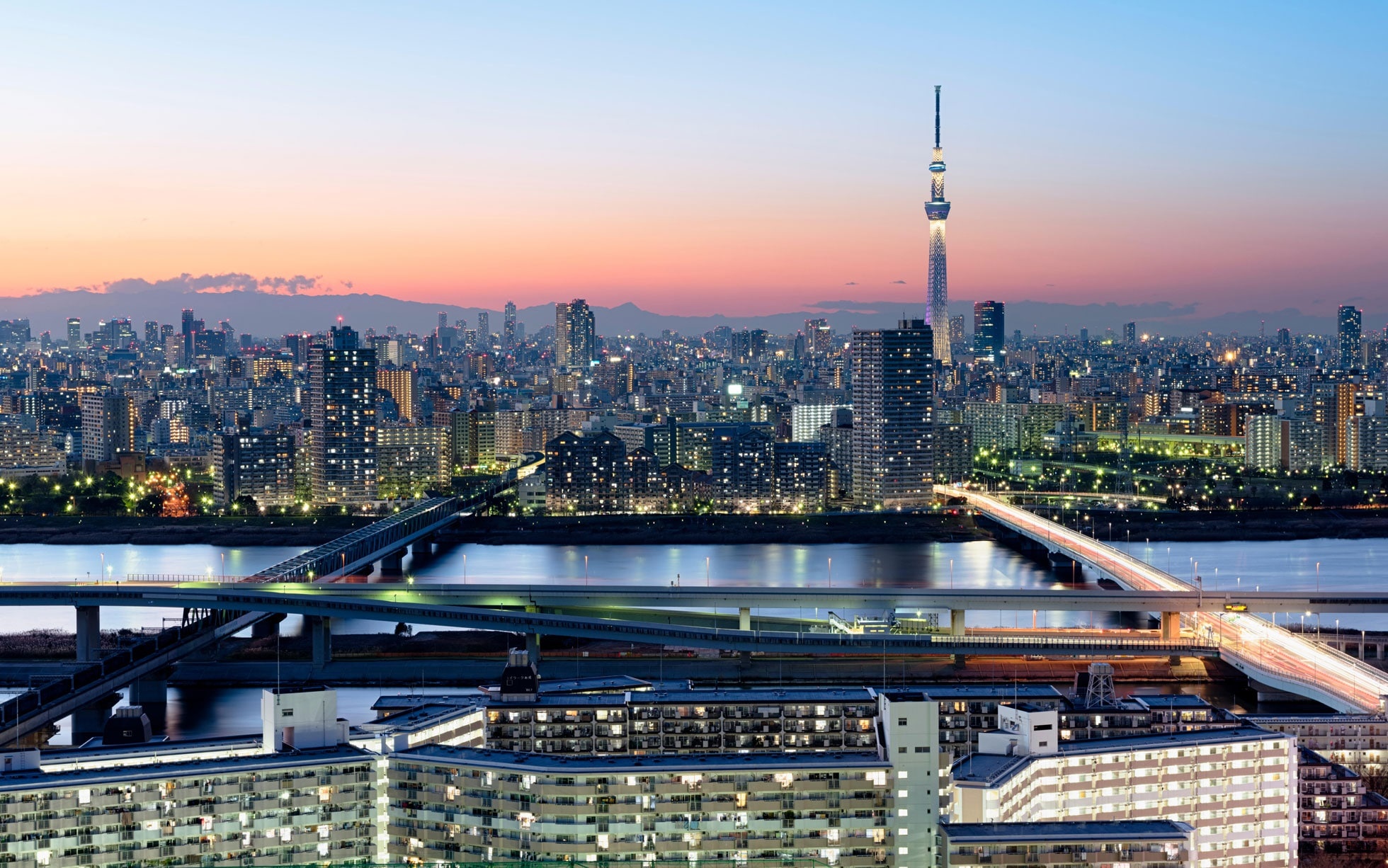 Tokyo skyline, Design buffs, Architectural marvels, Enigmatic city, 1960x1230 HD Desktop