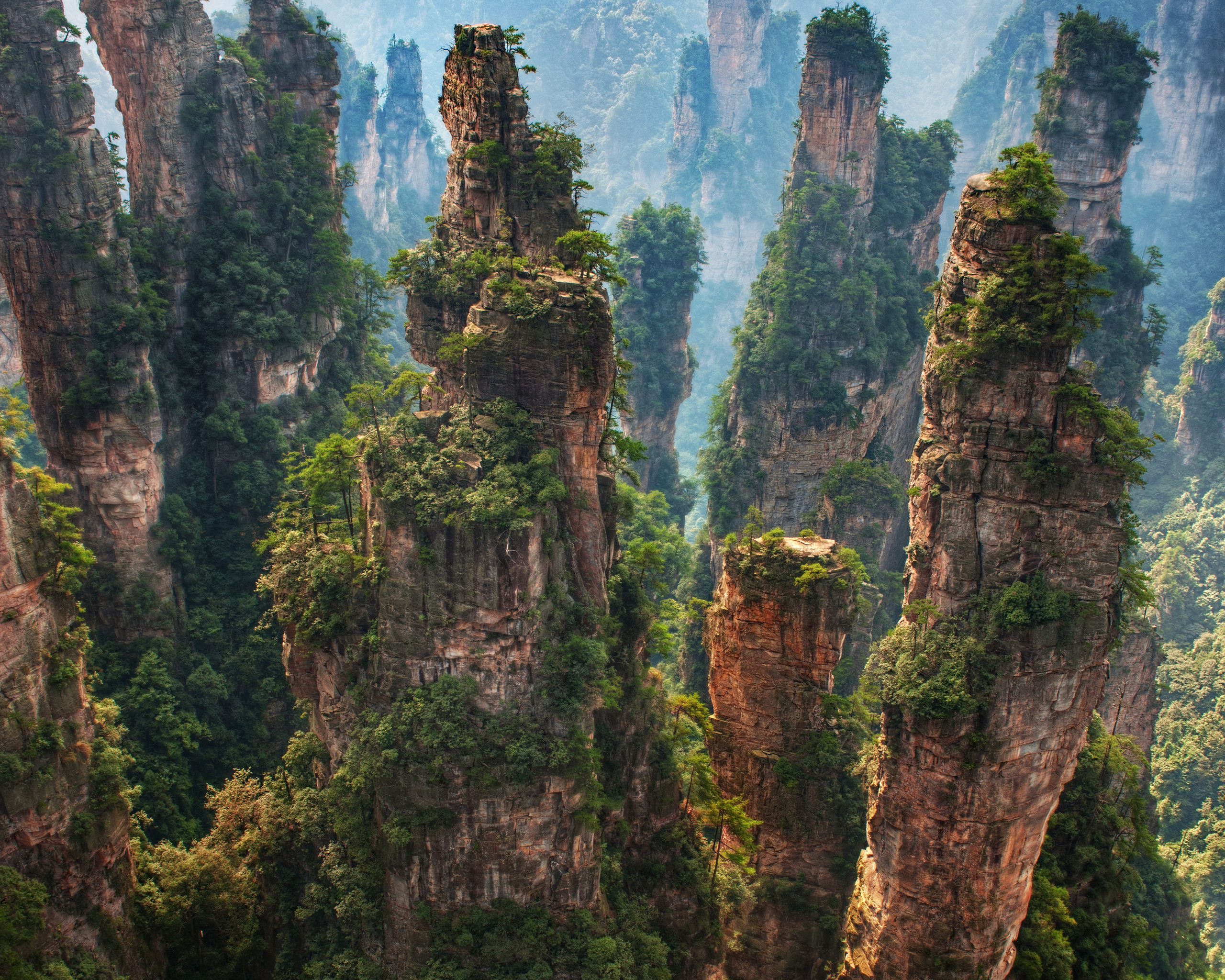 Zhangjiajie, Breathtaking scenery, Magical landscape, Nature's wonder, 2560x2050 HD Desktop