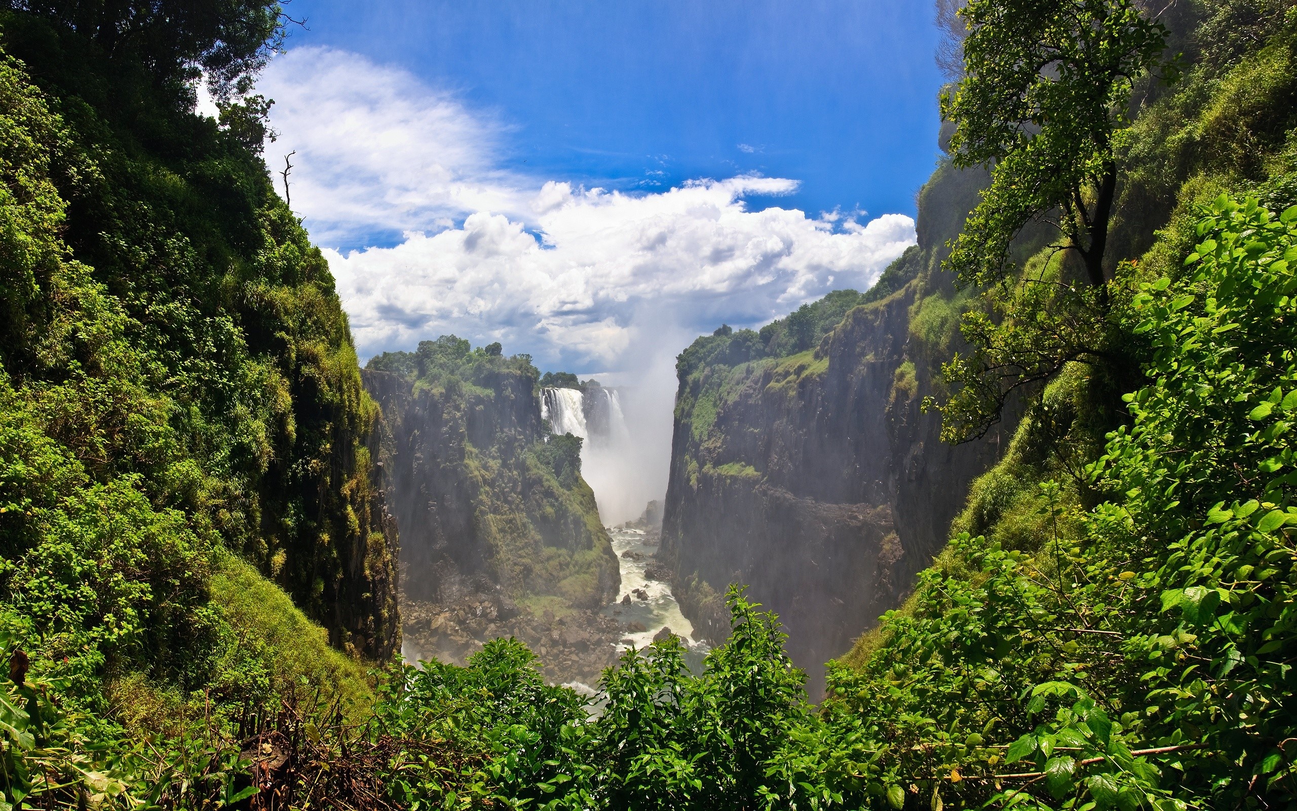 Victoria Falls, Zambia, Waterfall paradise, Breathtaking views, 2560x1600 HD Desktop