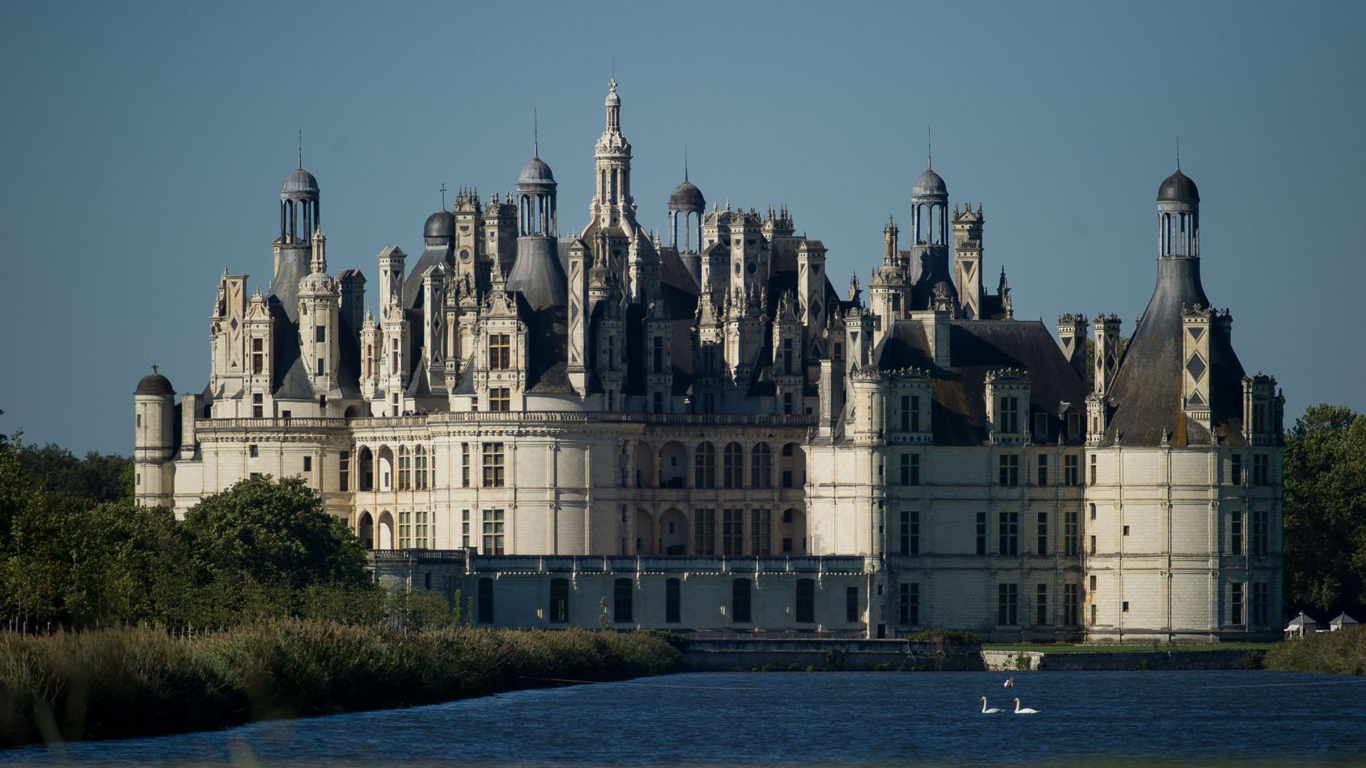 Entdecke die Schönheit des Chateau De Chambord, 1920x1080 Full HD Desktop
