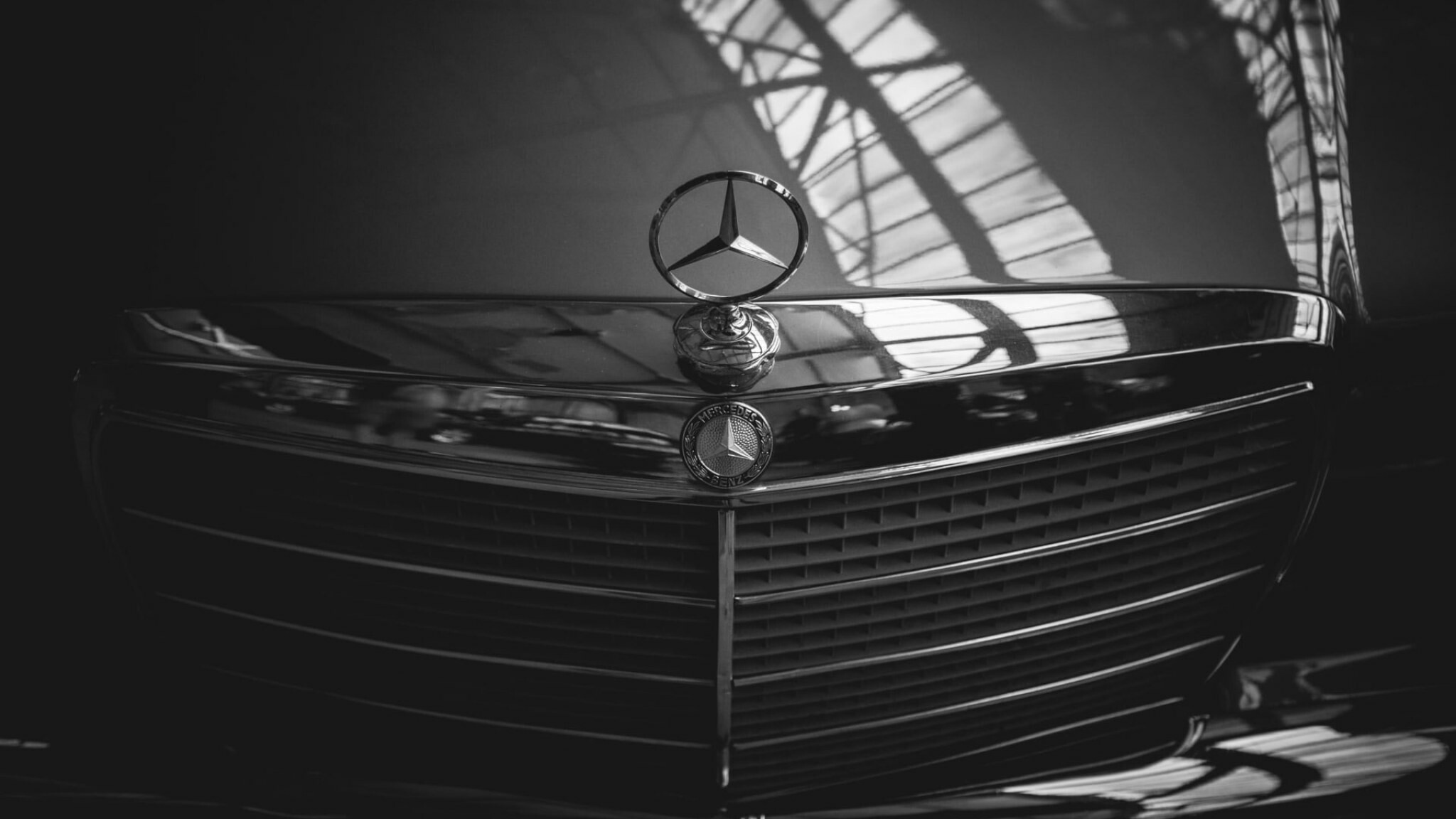 Mercedes-Benz: Founded on 1 May 1924 by Benz and Cie, and Daimler Motoren Gesellschaft. 2050x1160 HD Wallpaper.