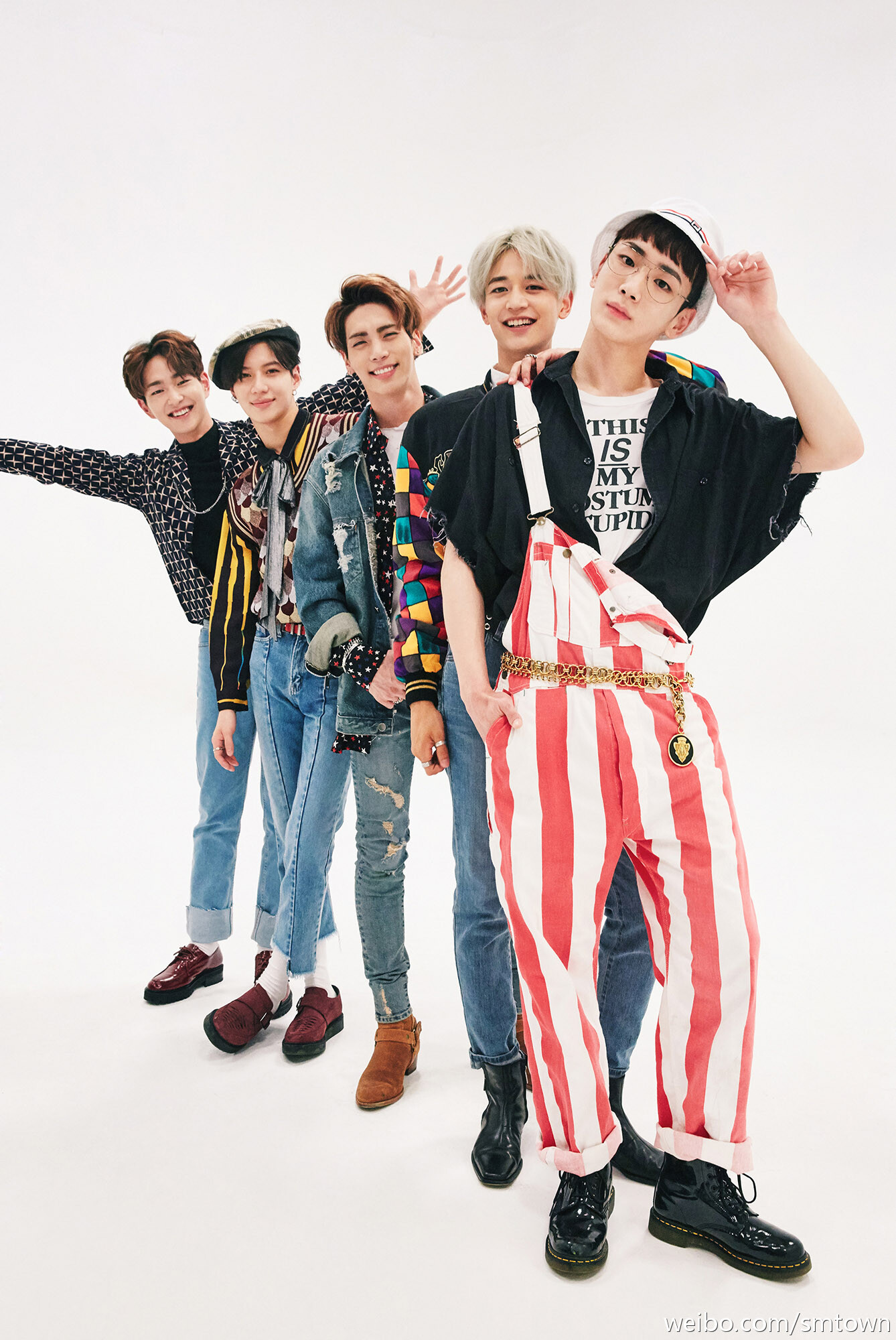 SHINee: Their first Japanese studio album, The First, was released on December 7, 2011. 1340x2000 HD Background.