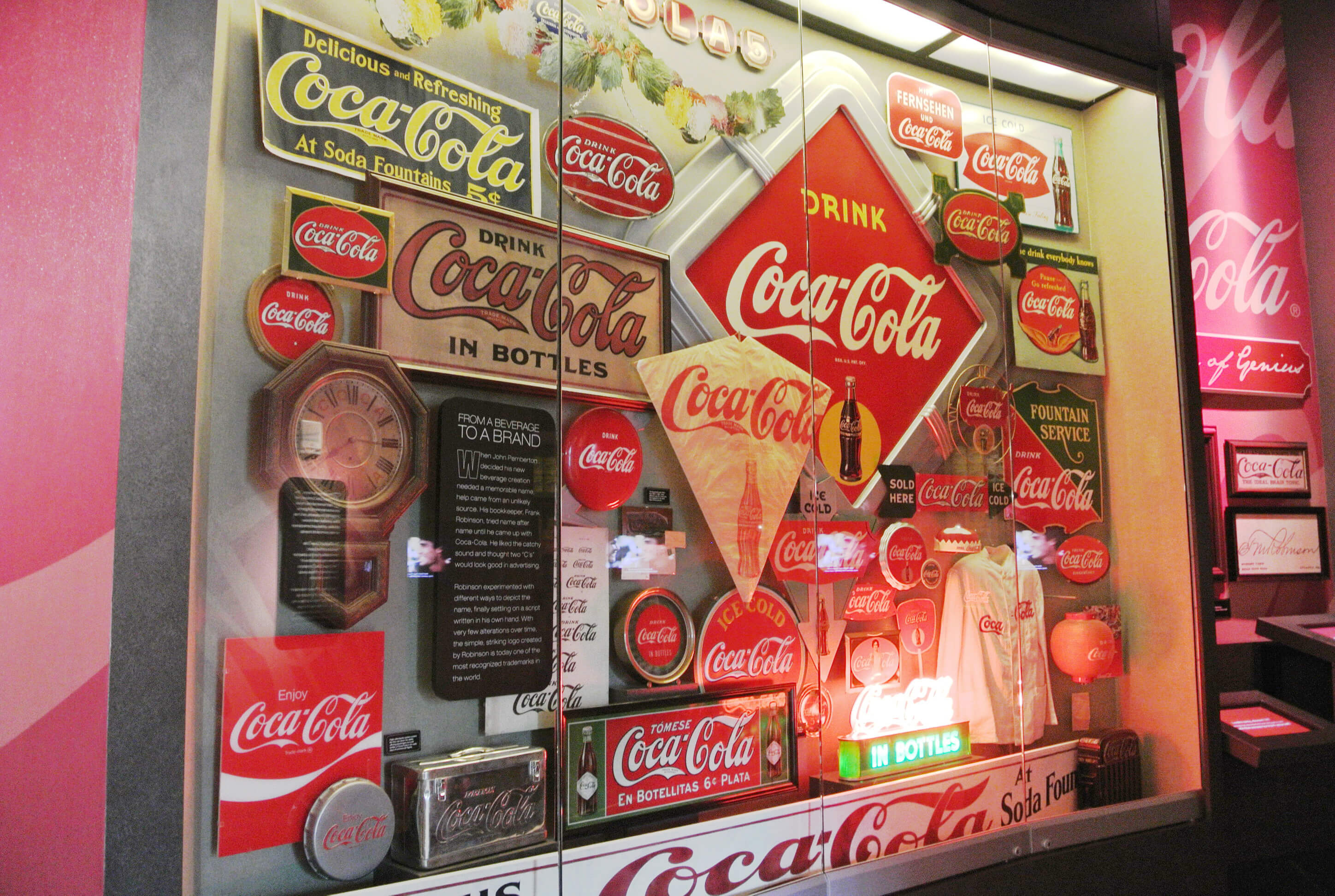 World of Coca-Cola, Atlanta, Style, Vibes, 2900x1950 HD Desktop