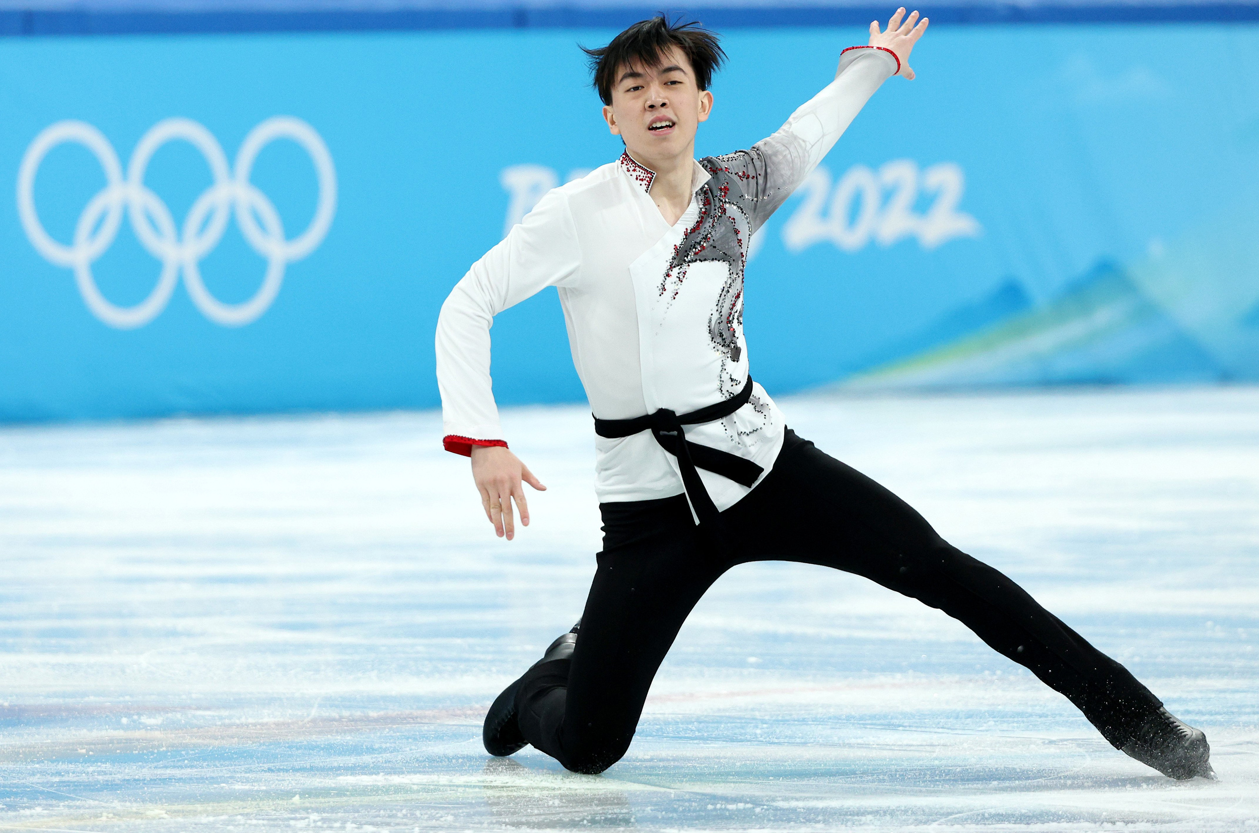 Single Skating: Vincent Zhou, An American figure skater, A 2022 Olympic Games team event silver medalist. 2500x1660 HD Wallpaper.