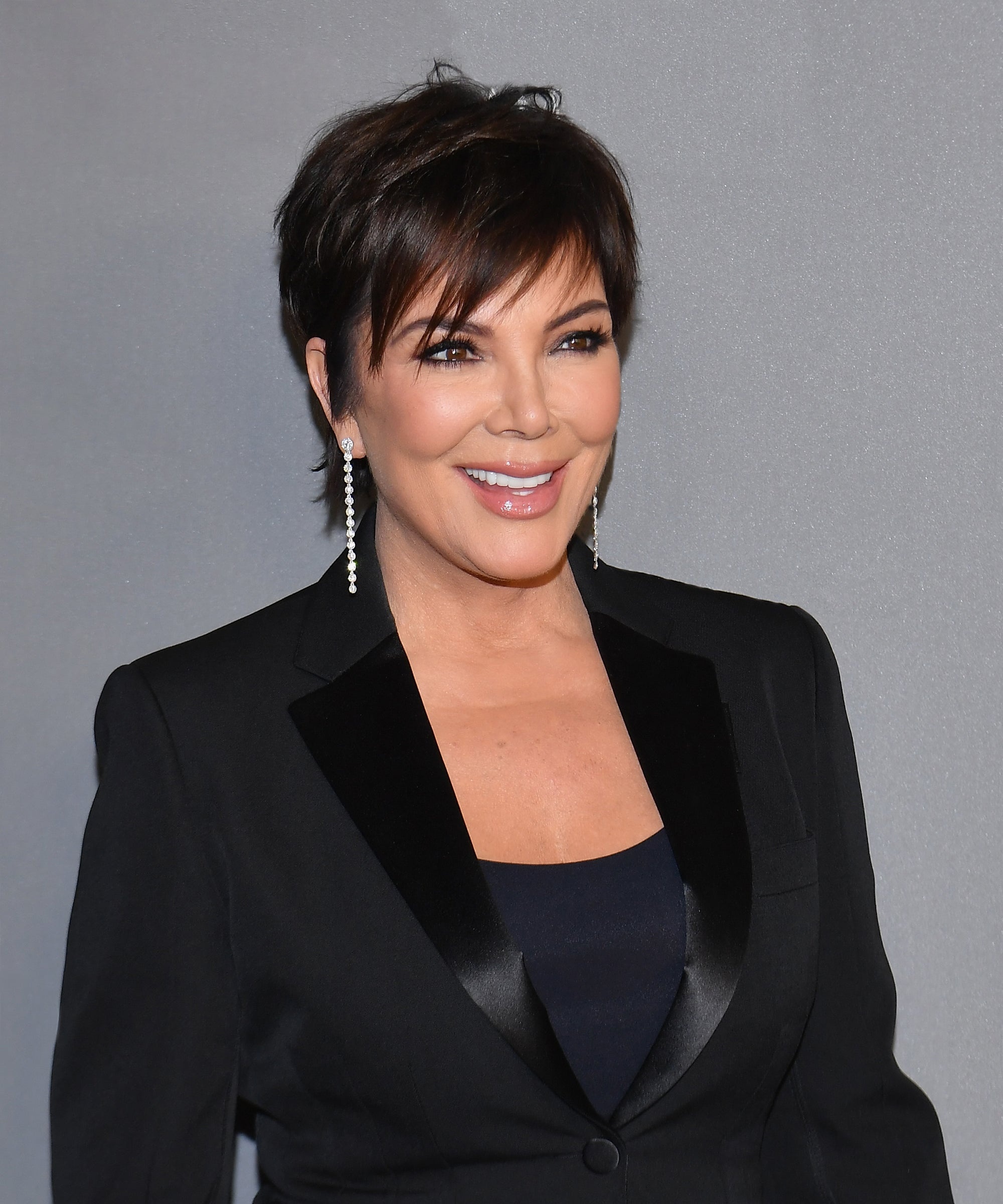 Kris Jenner, End of Keeping Up with the Kardashians, 2000x2400 HD Phone