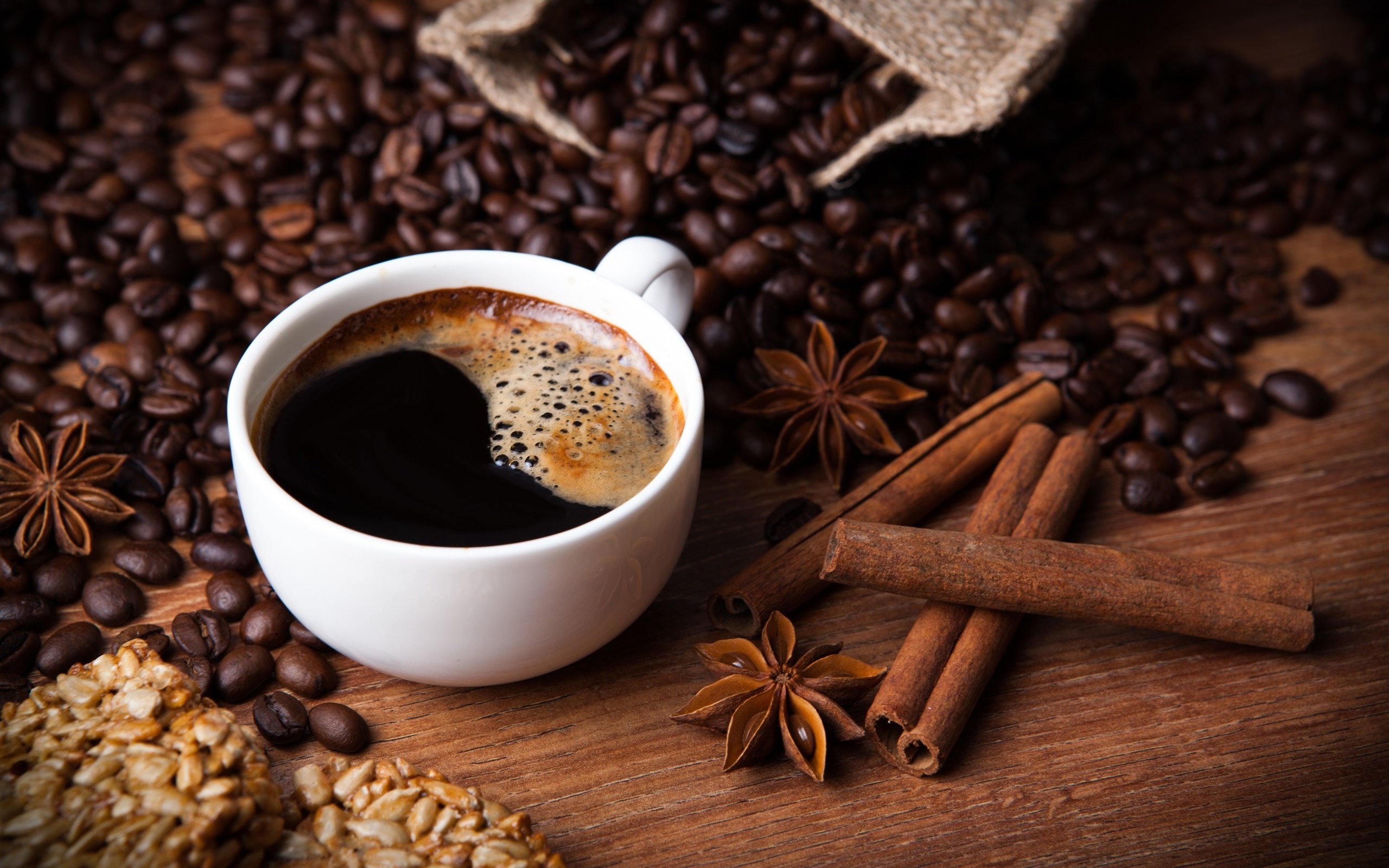 Cinnamon vibes, Coffee bean aroma, Clove spice, Sunflower seed crunch, 2560x1600 HD Desktop