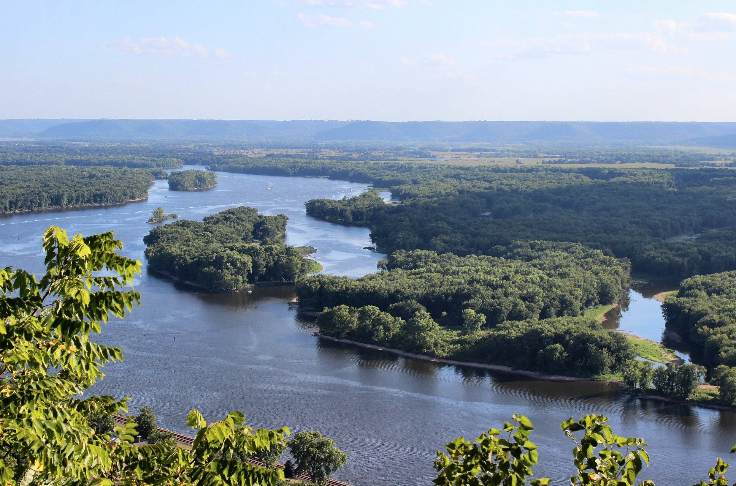 The Mississippi River, Alma Wisconsin, OC, Mississippi, 2480x1640 HD Desktop