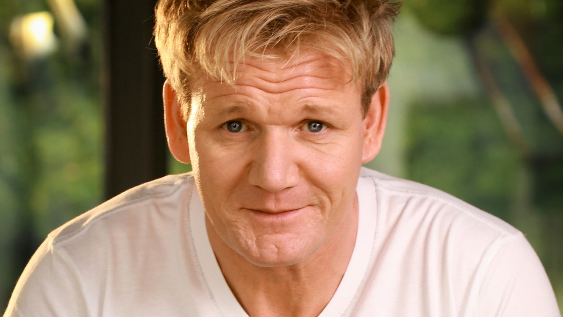 Gordon Ramsay: Won the Catey award for Newcomer of the Year in 1995. 1920x1080 Full HD Wallpaper.